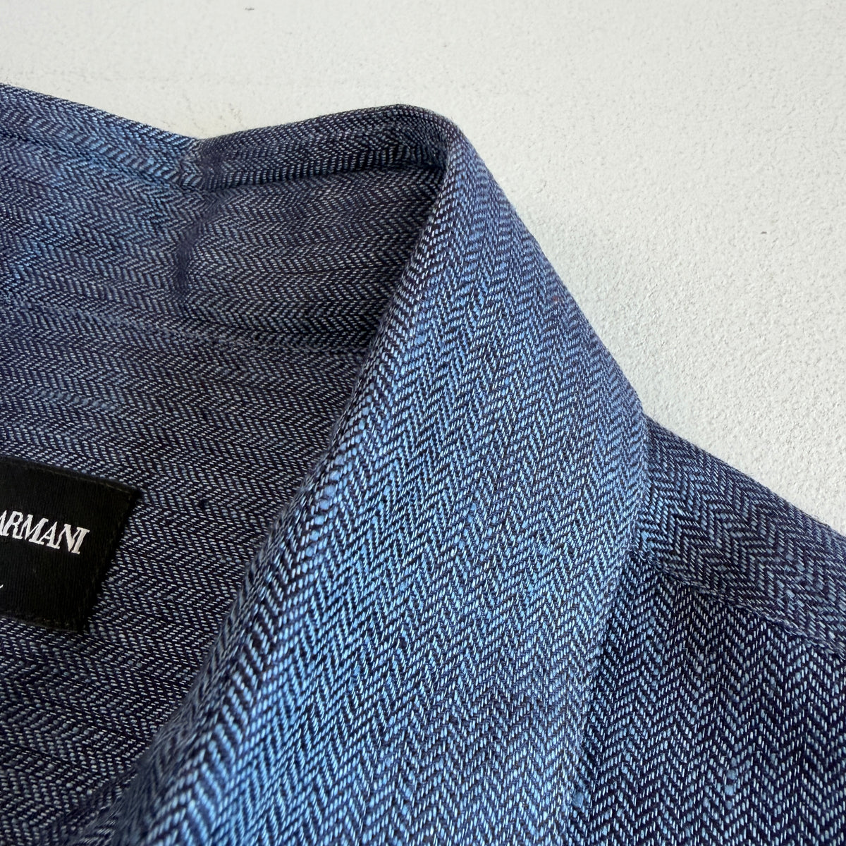 NWOT Giorgio Armani (15.5 / Fits M) 100% Linen Slate Blue Herringbone Shirt