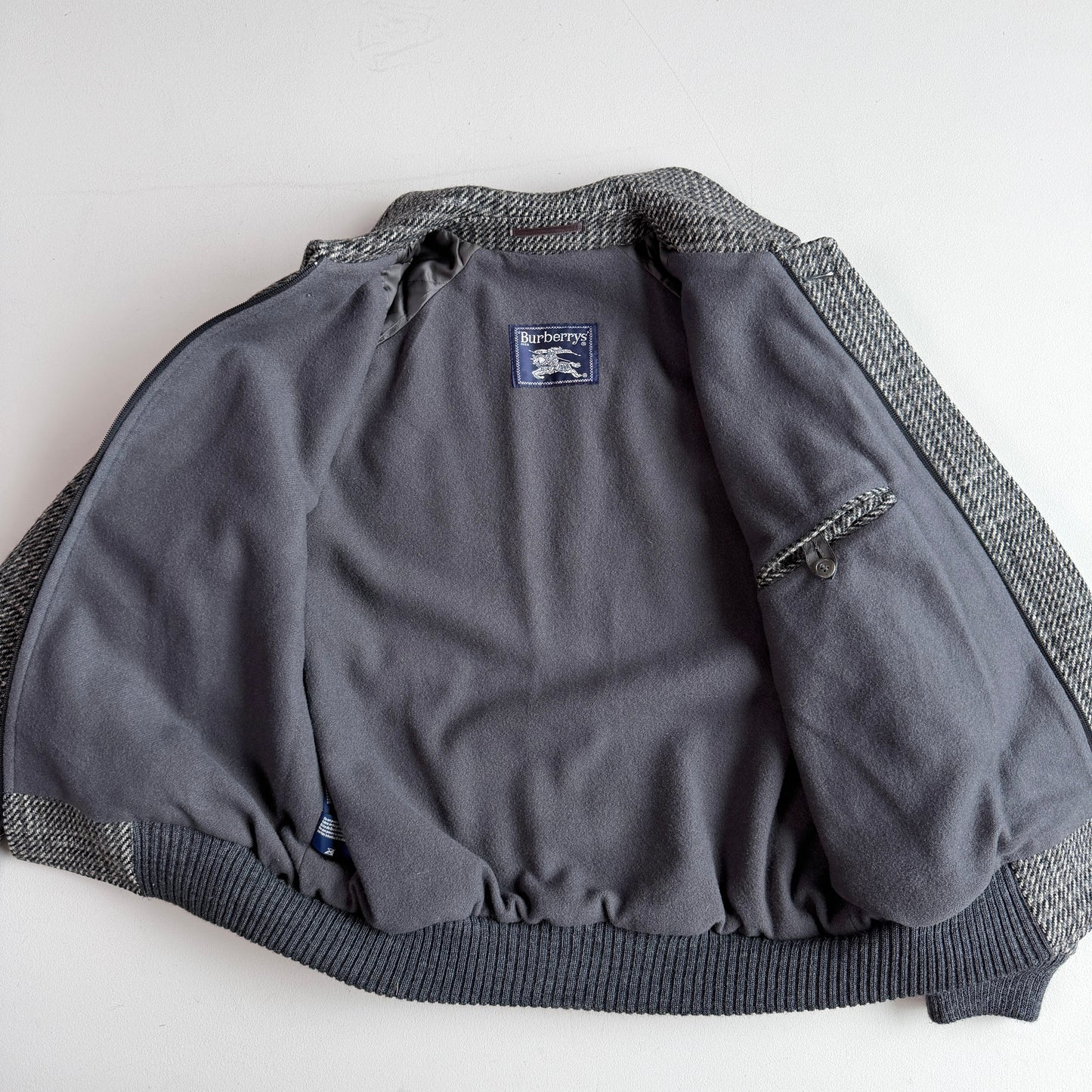 VNTG Burberry (36 / M) Tweed Wool Gray Raglan Sleeve Jacket