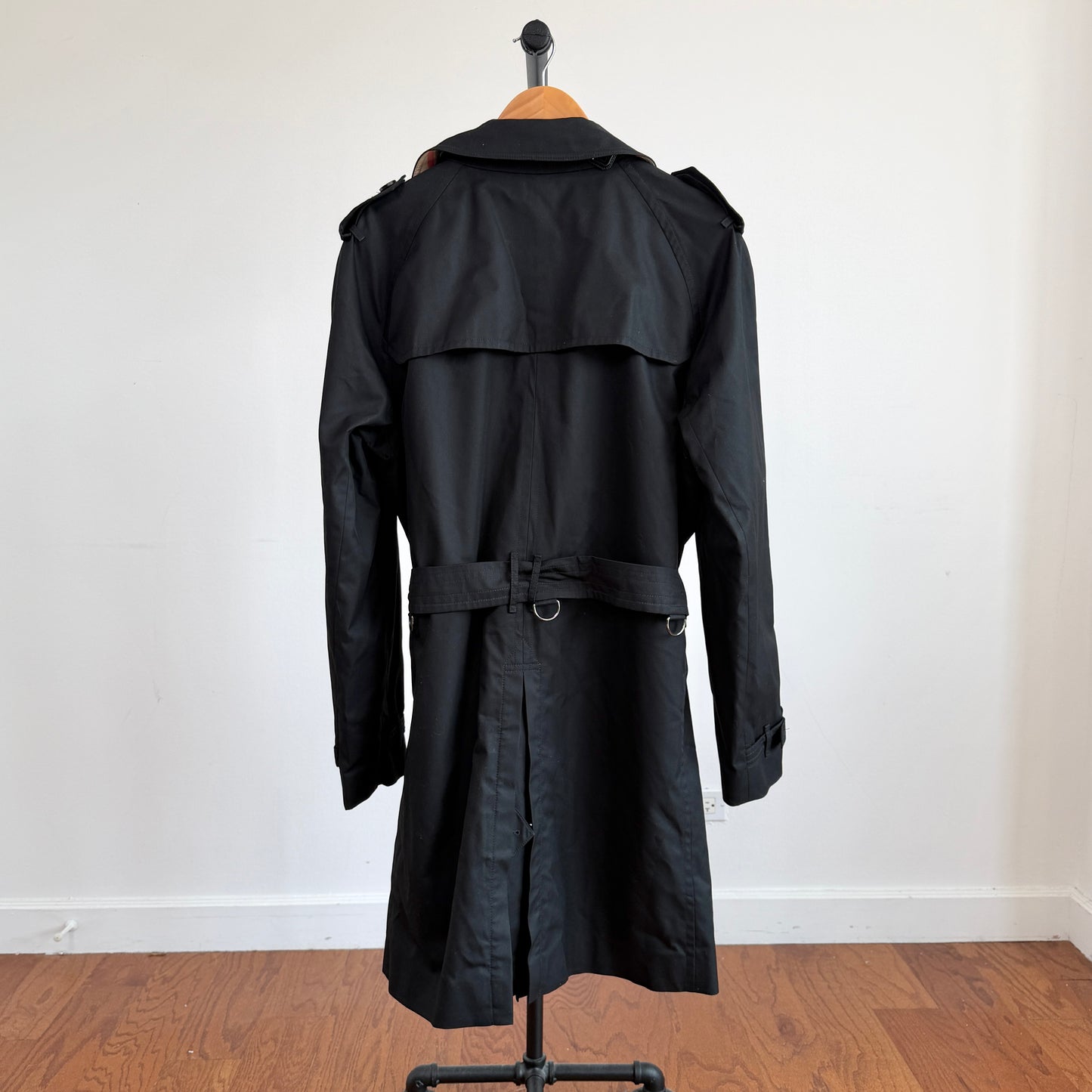 Burberry (54R) Black Poly/Cotton Double Breast Trench Coat