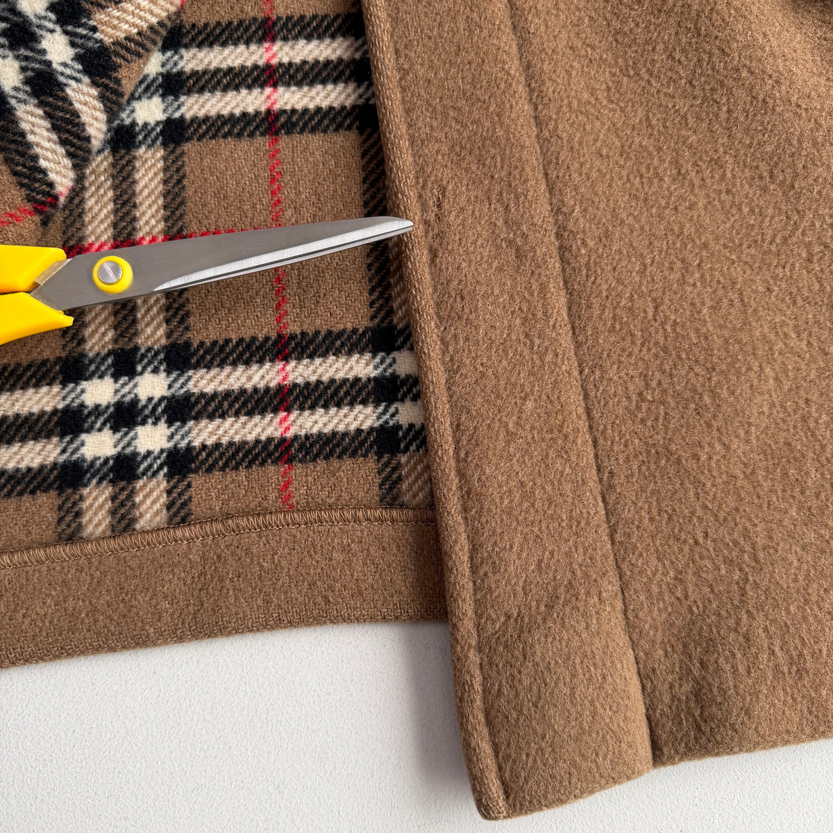 VNTG Burberry London (48) 100% Wool Brown Nova Check Duffle Coat