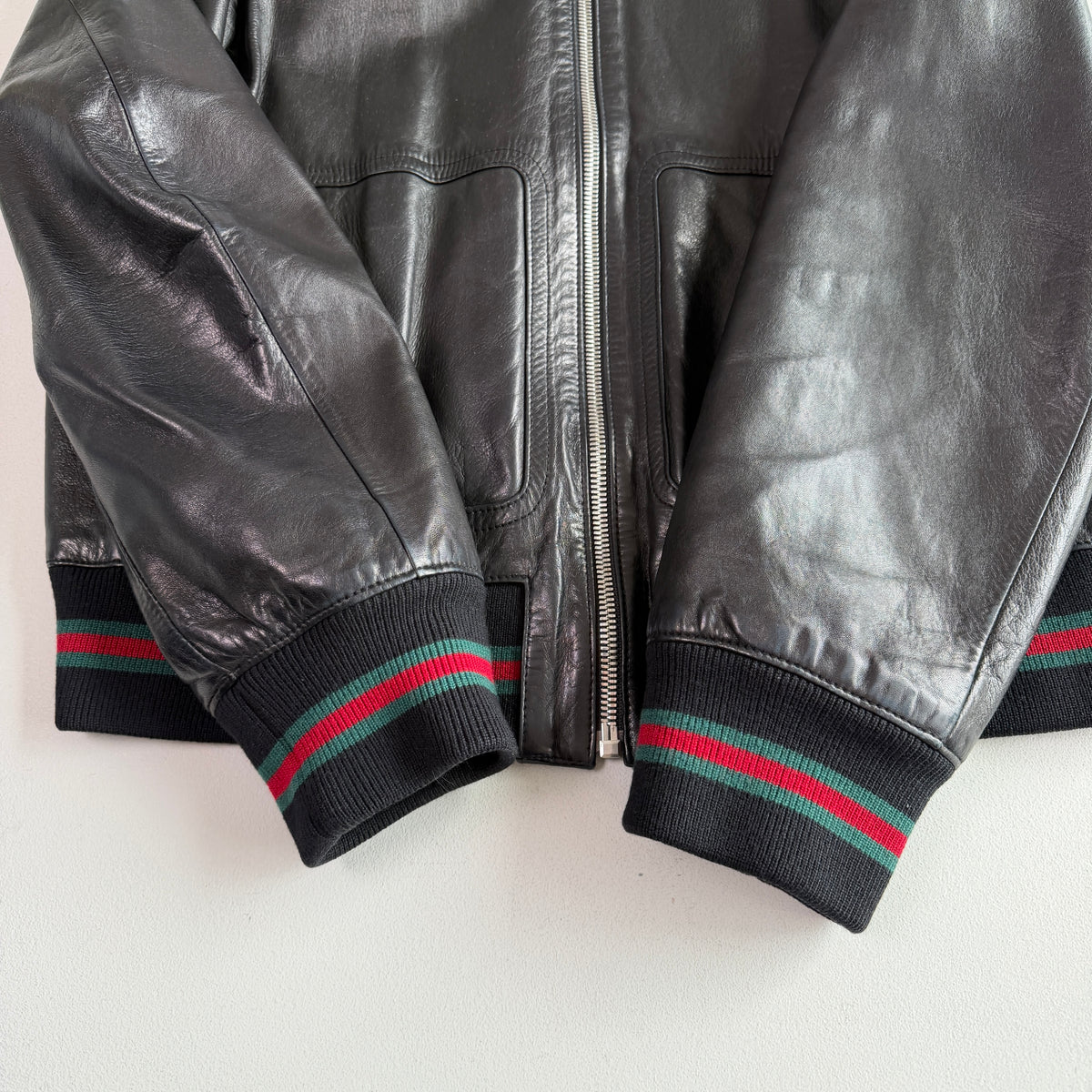 Gucci (58IT /2XL) Black Leather Bomber Style Green/Red Accent Jacket