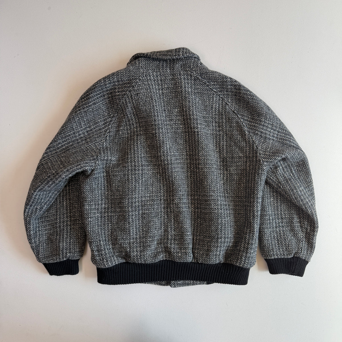 VNTG Burberry (40 / L) Tweed Wool Gray Raglan Sleeve Jacket