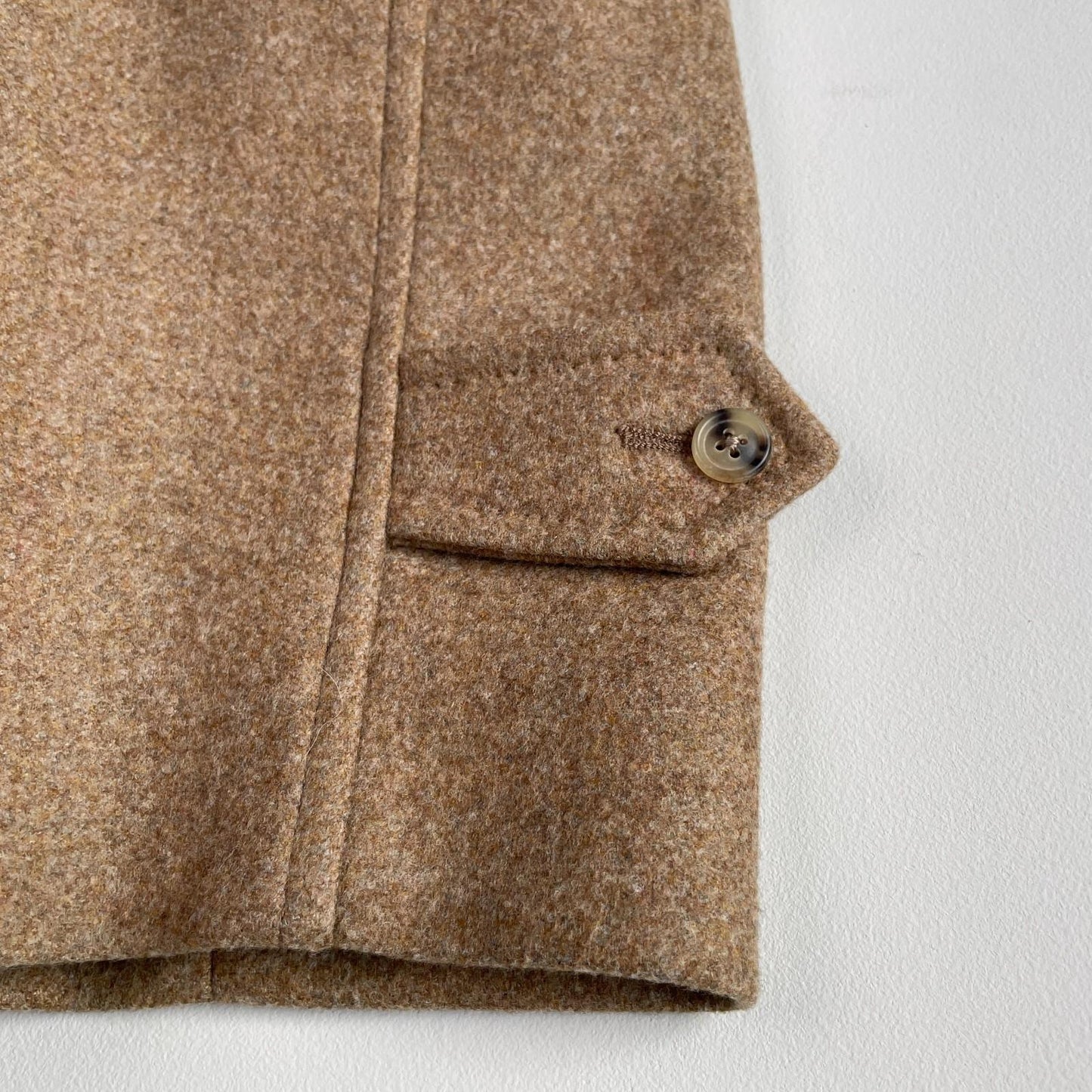 Burberry (42R) 100% Wool Camel Color Balmacaan Ragan Sleeve Over Top Coat