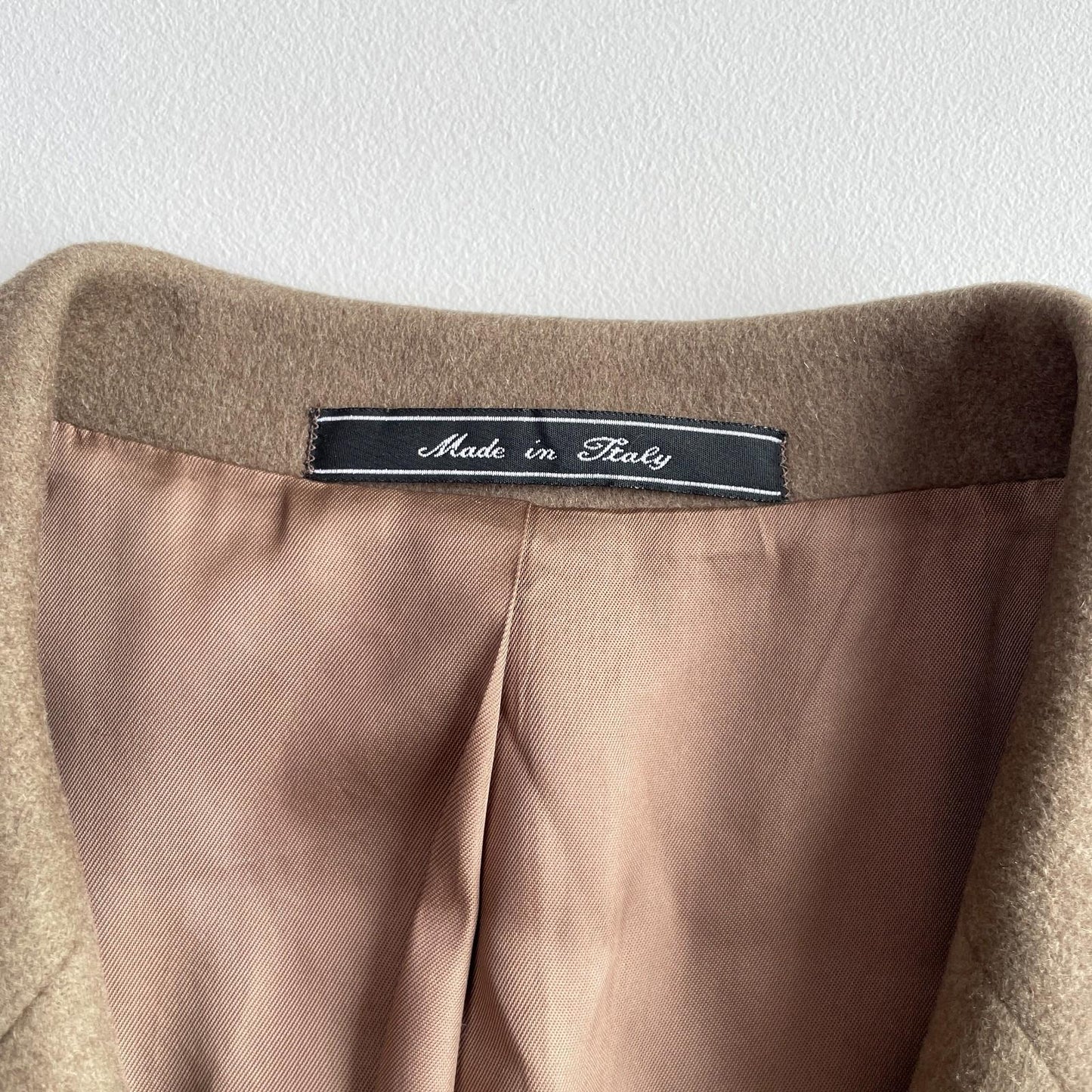 Saks Fifth Avenue (44) Wool Cashmere Made In Italy Camel Color Top Over Coat
