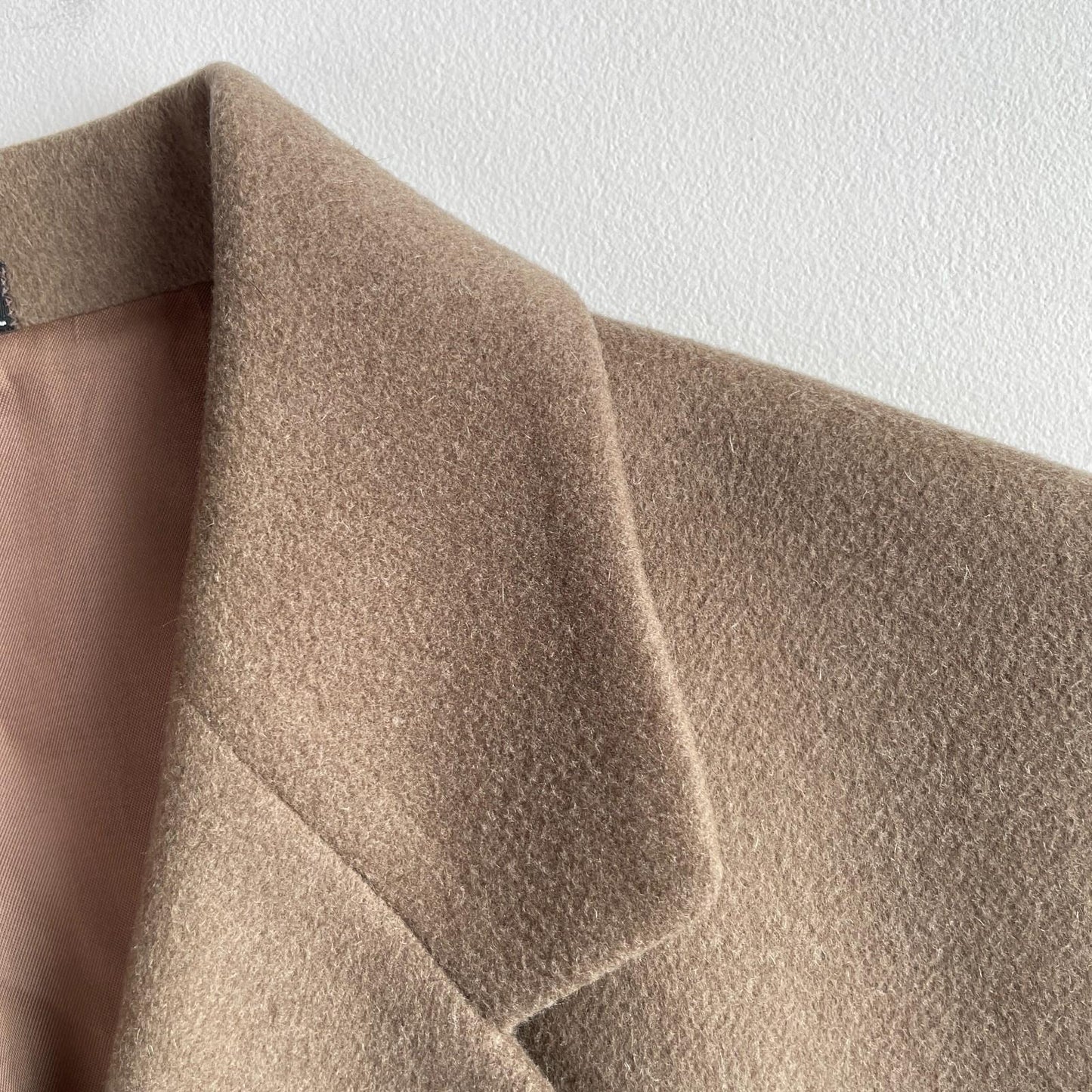 Saks Fifth Avenue (44) Wool Cashmere Made In Italy Camel Color Top Over Coat