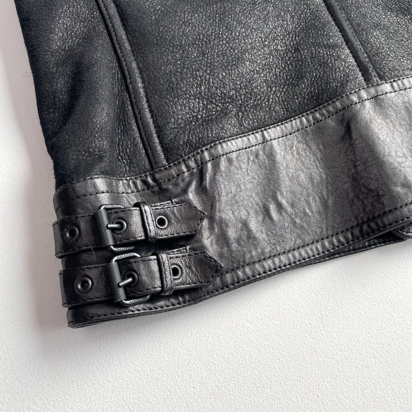 Belstaff (size 48 / M) Nubuck Leather Shearling Cafe Racer Black Jacket