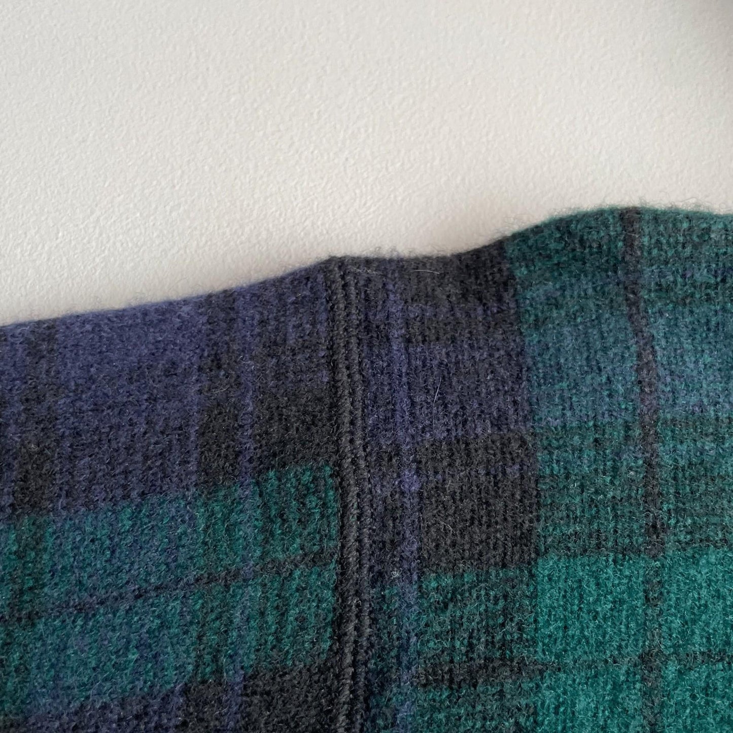 NWT VNTG Polo Ralph Lauren (M) Black Watch Tartan 100% Wool Hooded Sweater