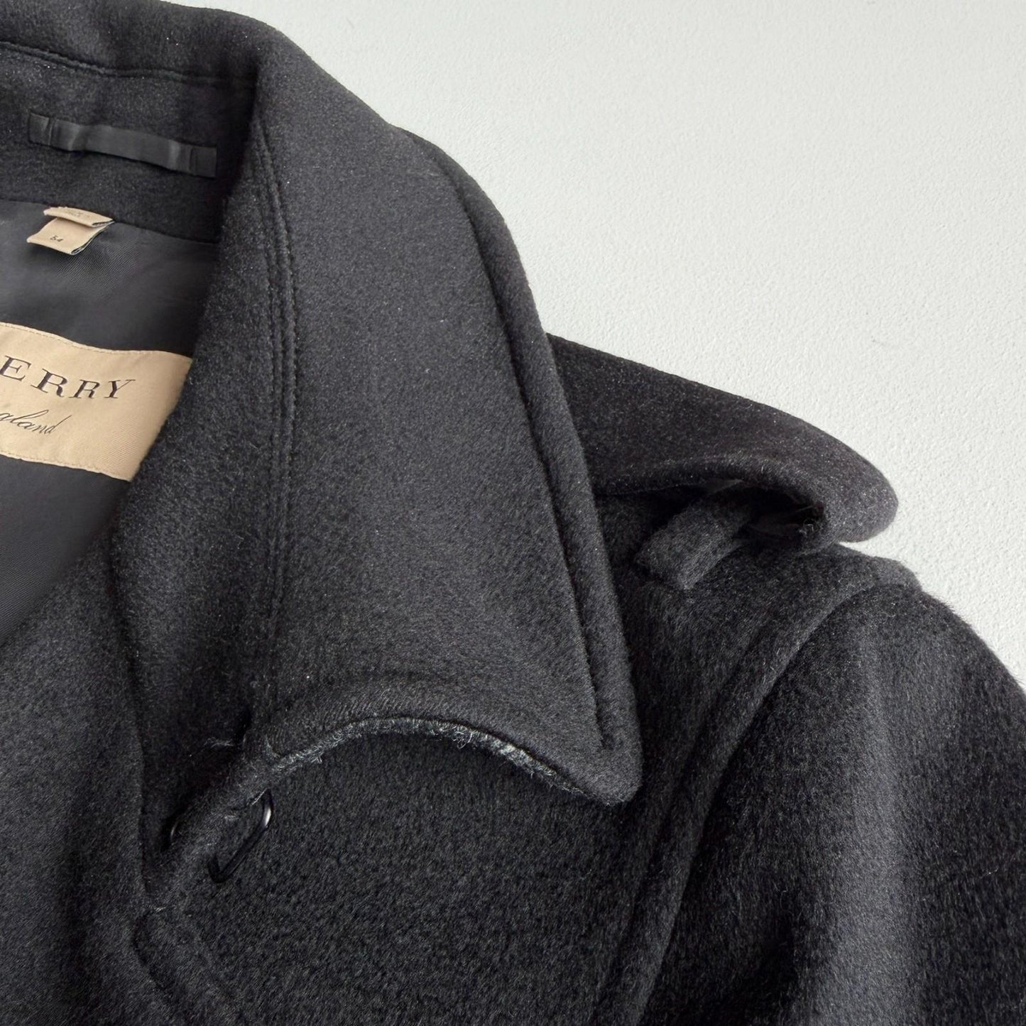 MINT Burberry (54) 100% Cashmere Mid-Length Black Trench Coat