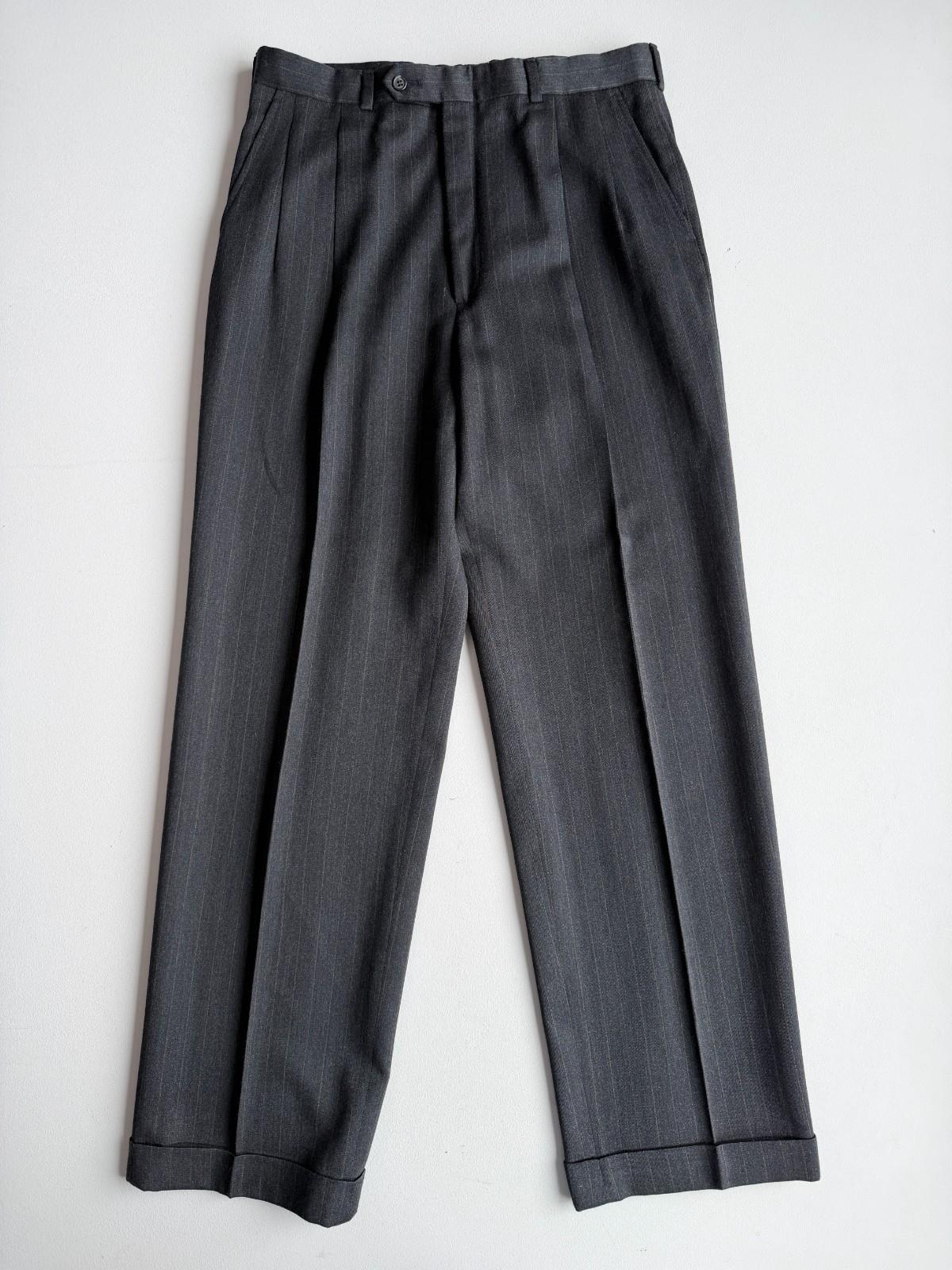 VNTG Burberry (33 x 33/32) Charcoal Pin Stripe Pleated Wool High Rise Pants
