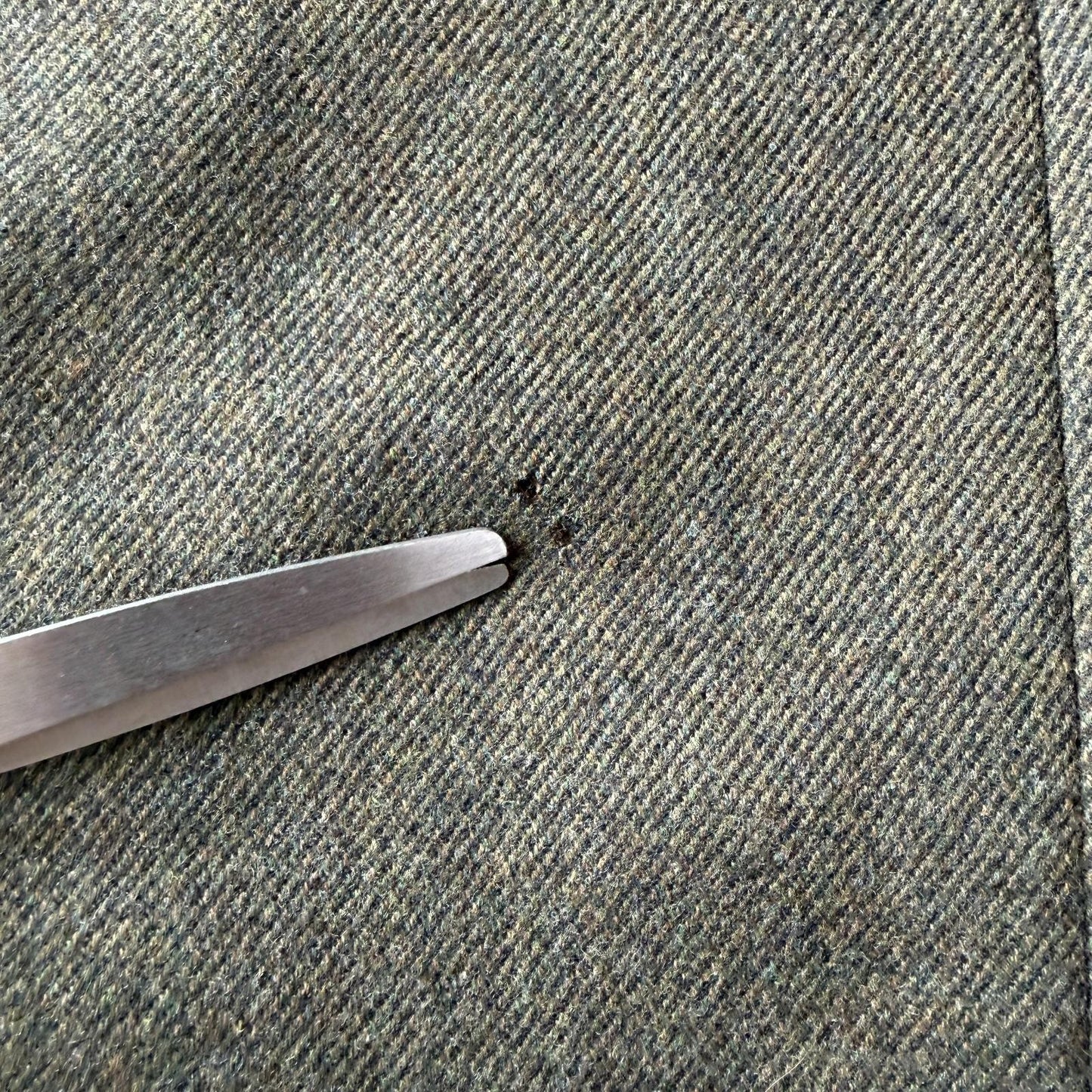 Burberry (48L) 100% Wool Olive Green Belted Balmacaan Raglan Coat