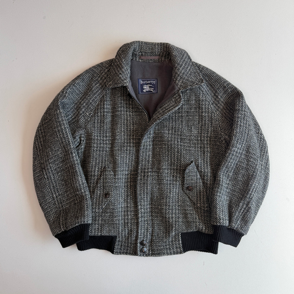 VNTG Burberry (40 / L) Tweed Wool Gray Raglan Sleeve Jacket