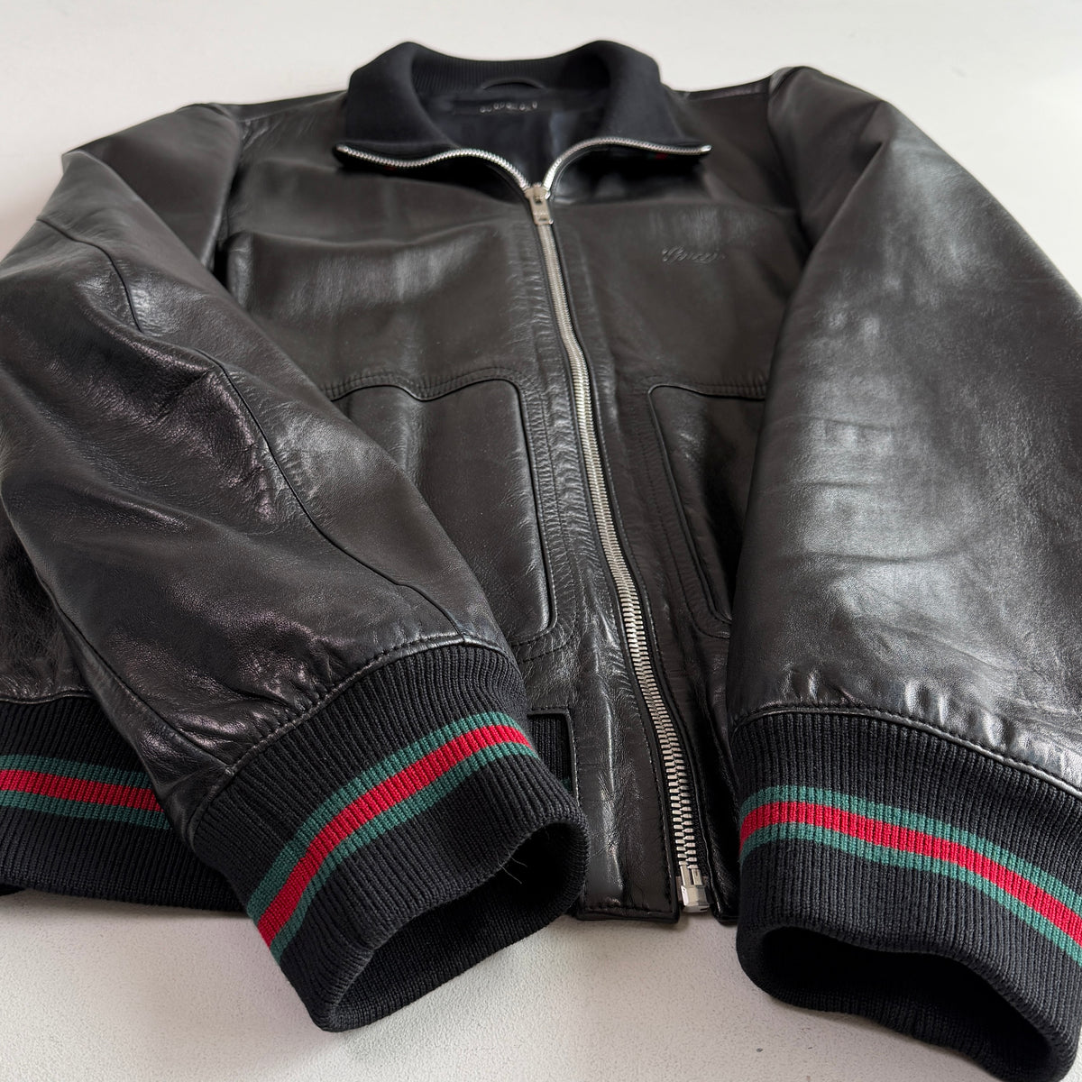 Gucci (58IT /2XL) Black Leather Bomber Style Green/Red Accent Jacket