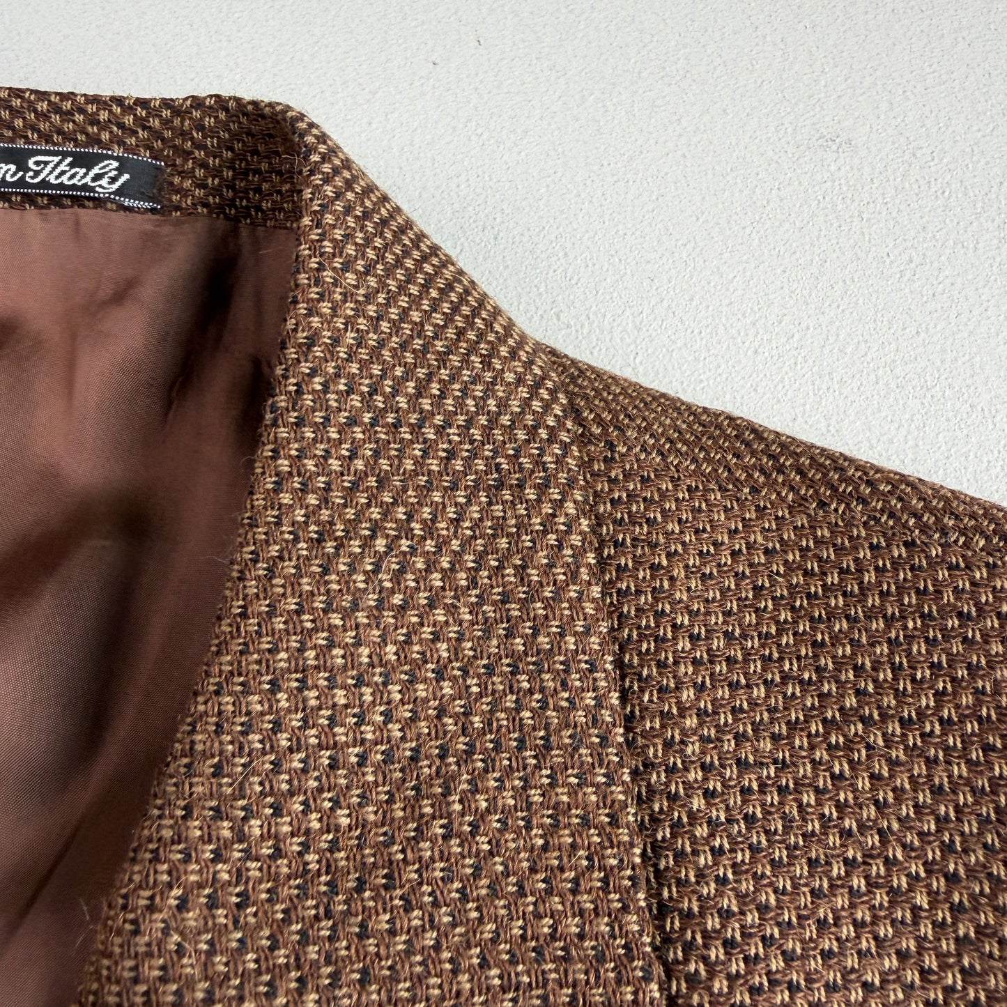 NWT VNTG Giorgio Armani (46R / 56IT) Wool Hopsack Single-Button Sport Coat