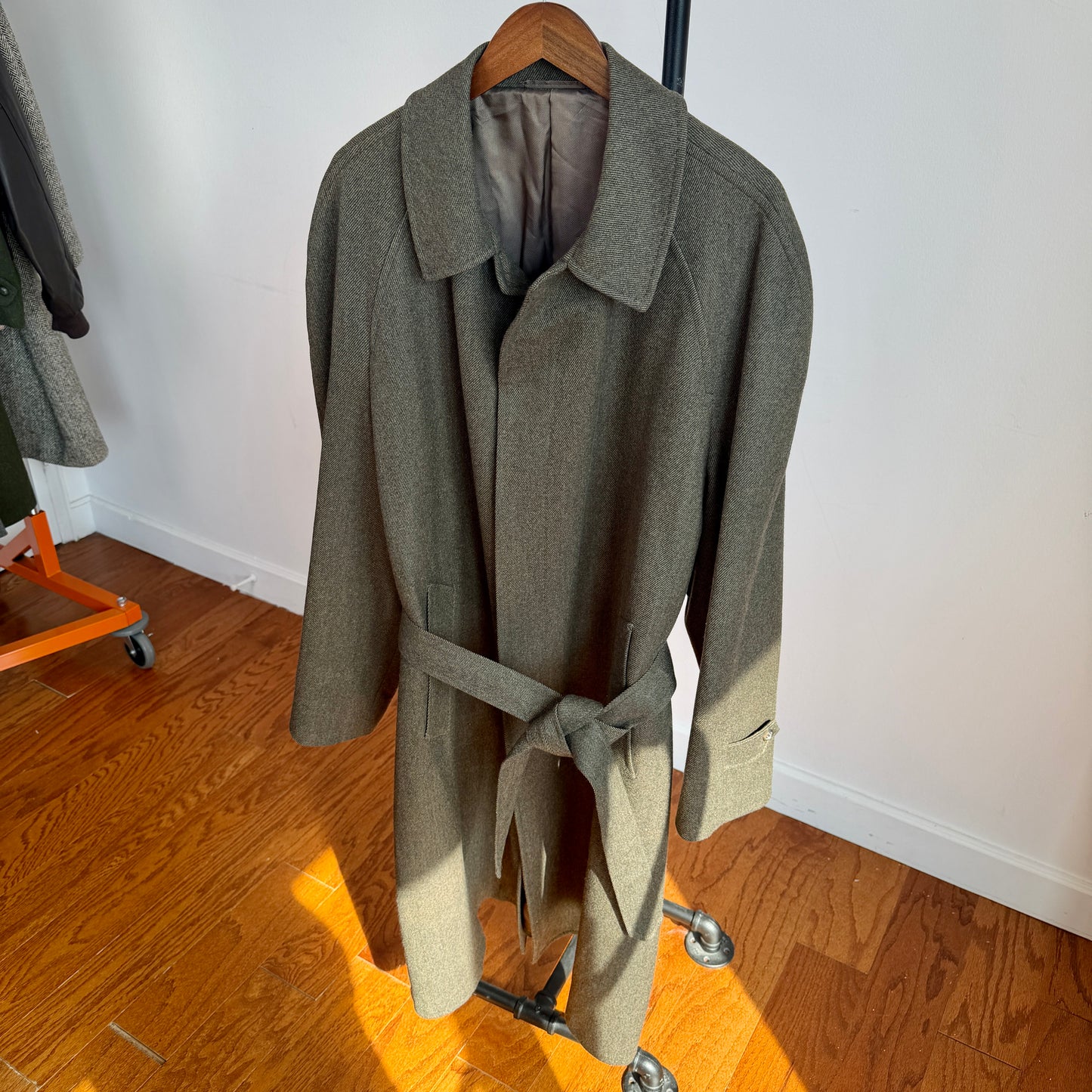 Burberry (48L) 100% Wool Olive Green Belted Balmacaan Raglan Coat