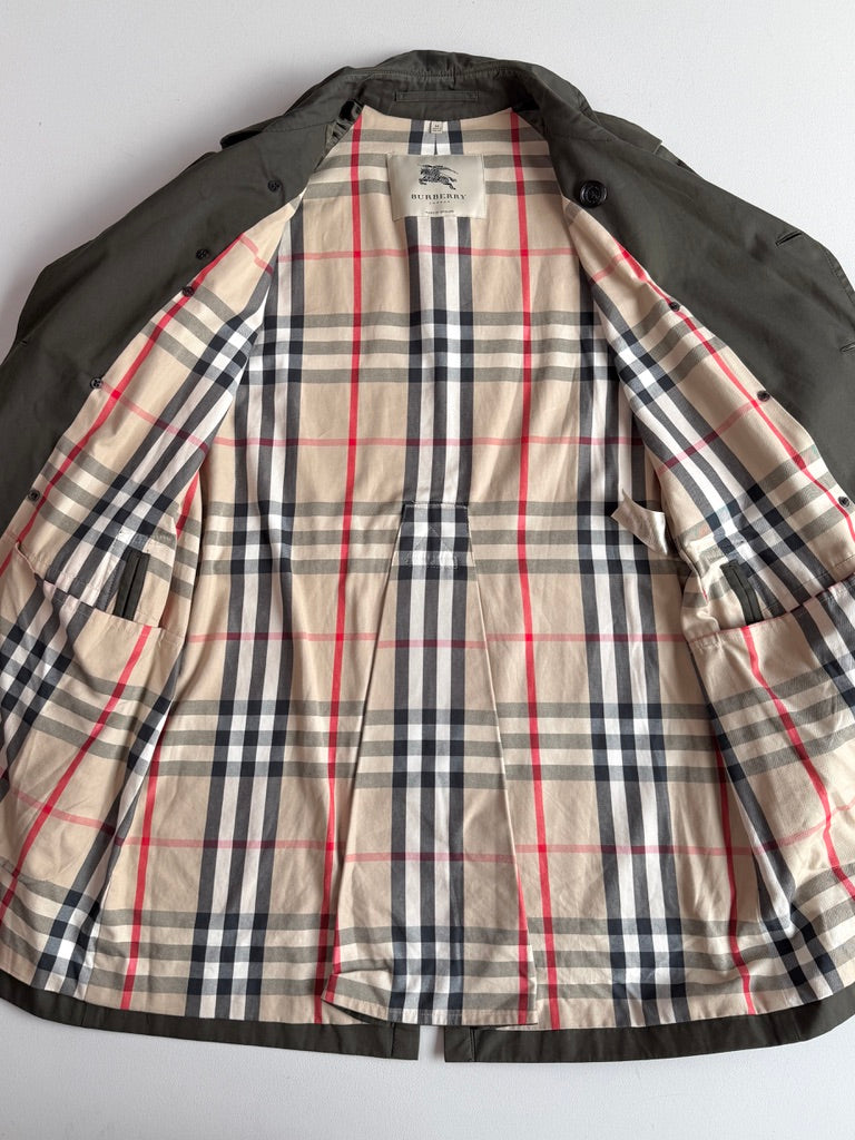 Burberry (54 IT) Kensington Gaberdine Cotton Olive Green Mid-Length Trench Coat