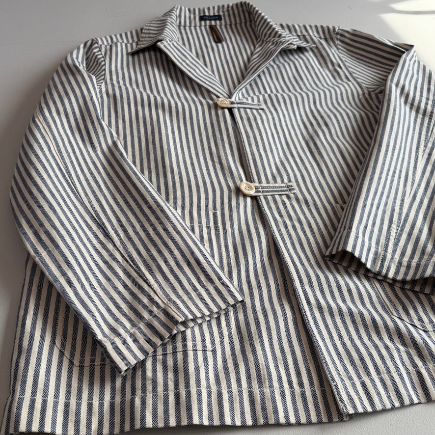 Drake's London (44) Blue and Ecru Stripe Cotton-Linen Deck Chore Jacket