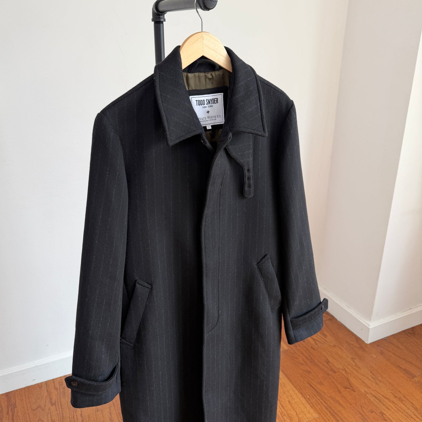 Todd Snyder / Private White VC (4 /M) Wool Gray Chalk Stripe Topcoat
