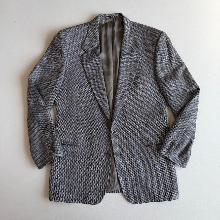Valentino Uomo (44L) Wool Silk Herringbone Unvented Two Button Sport Coat