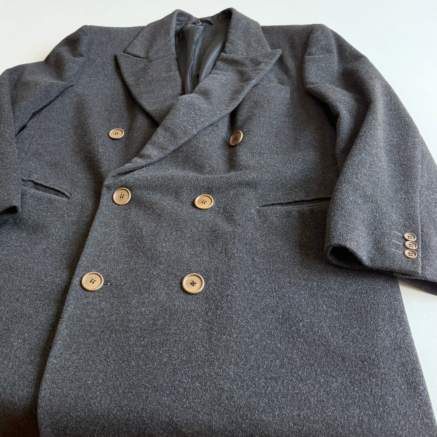 VNTG Giorgio Armani (42 / 52) 100% Cashmere Double Breast Overcoat