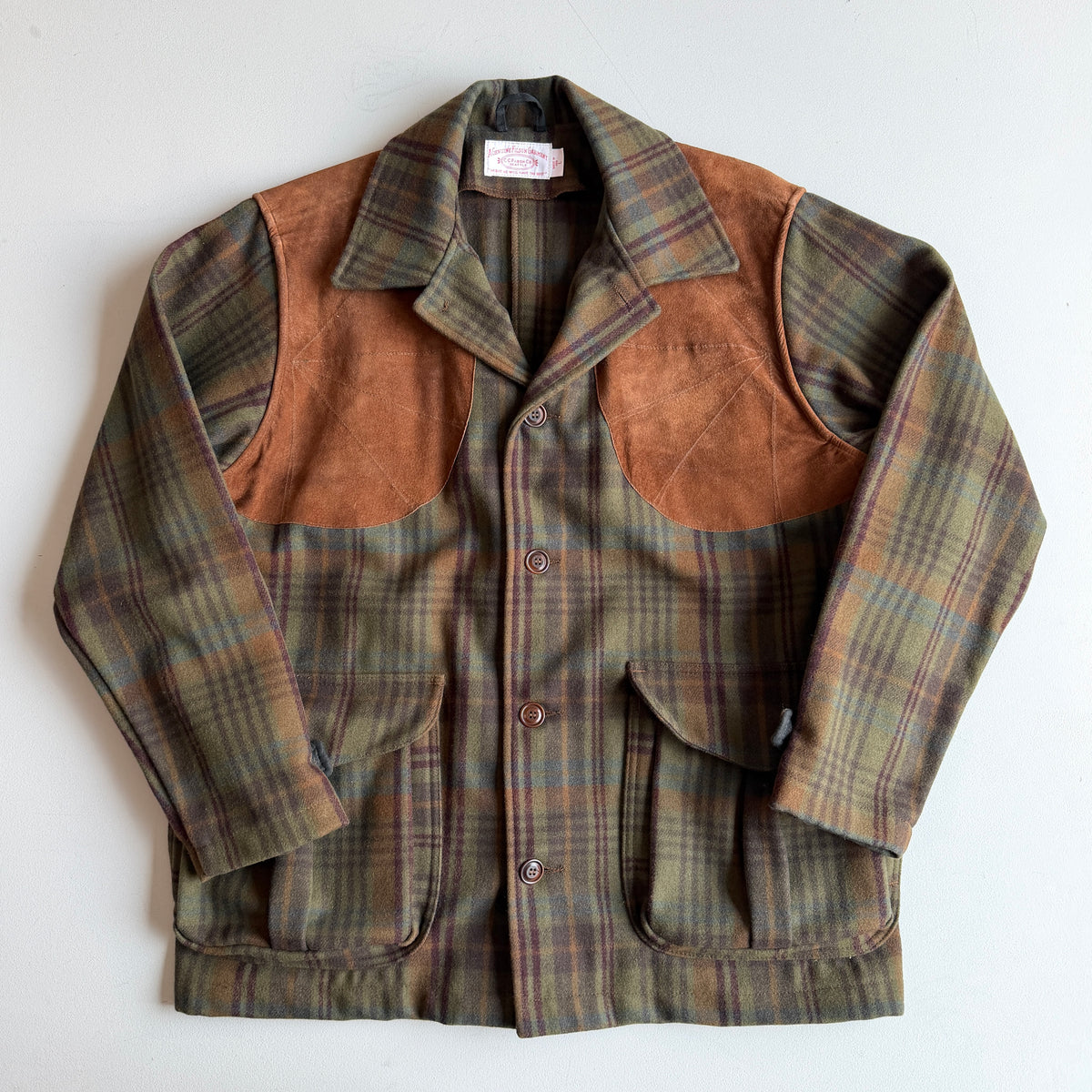 Filson (L) Yukon Wool Plaid Shooting Cruiser Mackinaw Coat