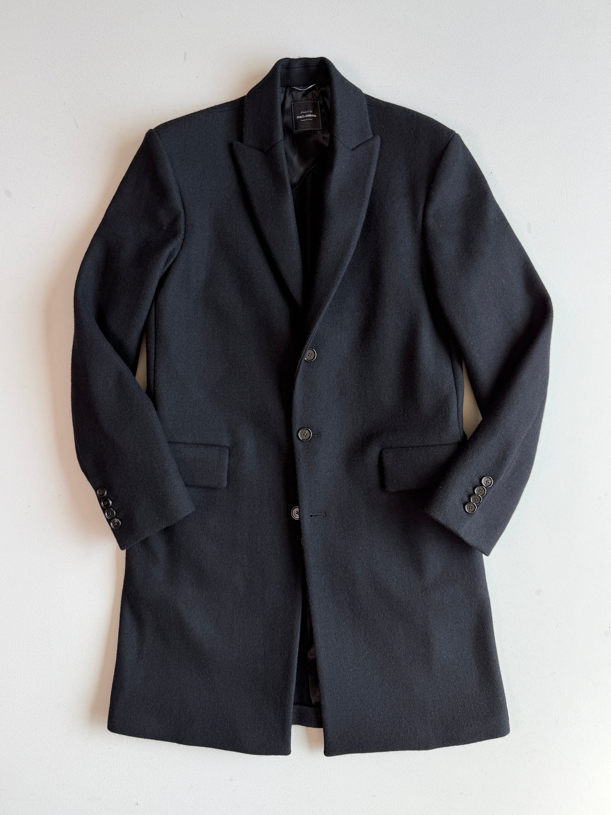 NWT Dolce & Gabbana (50IT / 40R) Black Wool Blend Peak Lapel Topcoat