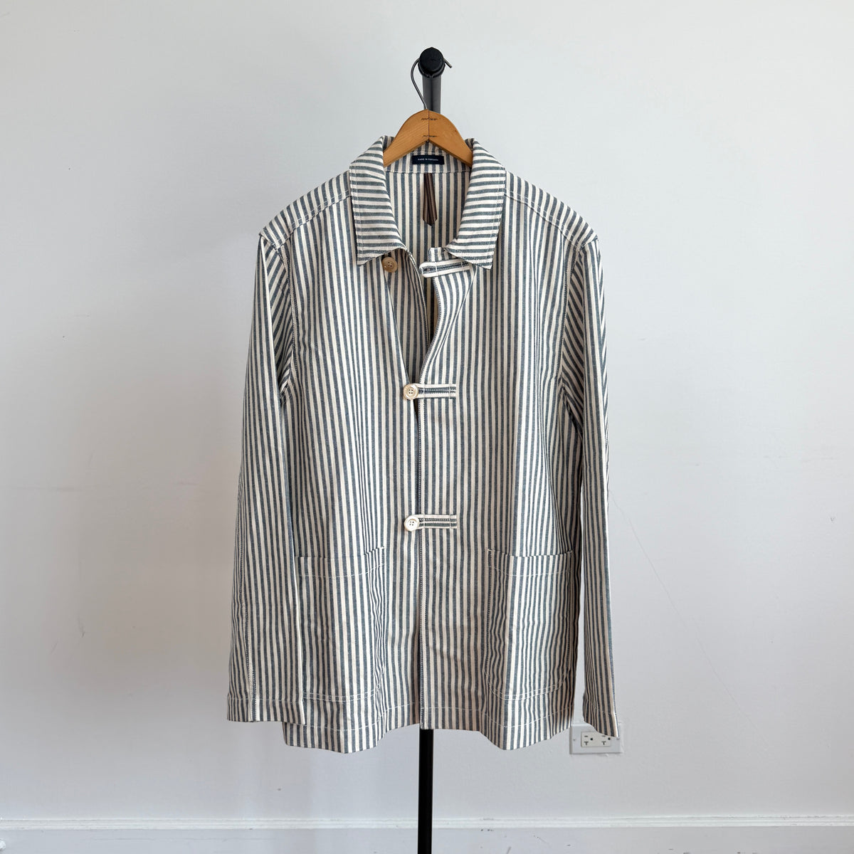 Drake's London (44) Blue and Ecru Stripe Cotton-Linen Deck Chore Jacket