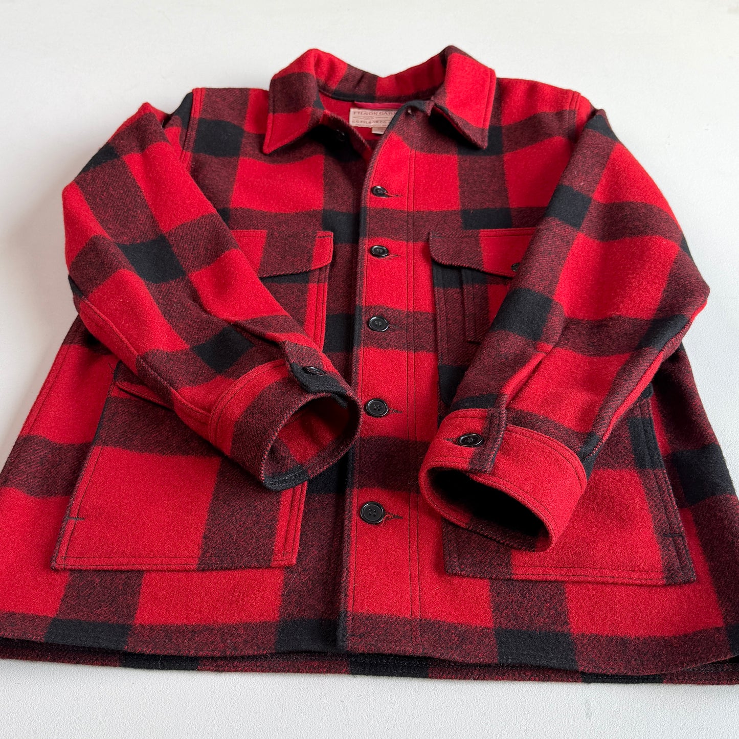 Filson (M) Buffalo Plaid Cruiser Mackinaw Wool Jacket