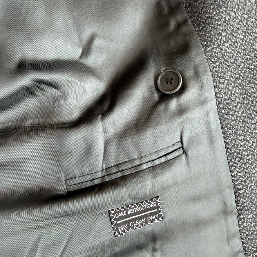 VNTG Giorgio Armani (44L) Double Breast Peak Lapels Wool Sport Coat
