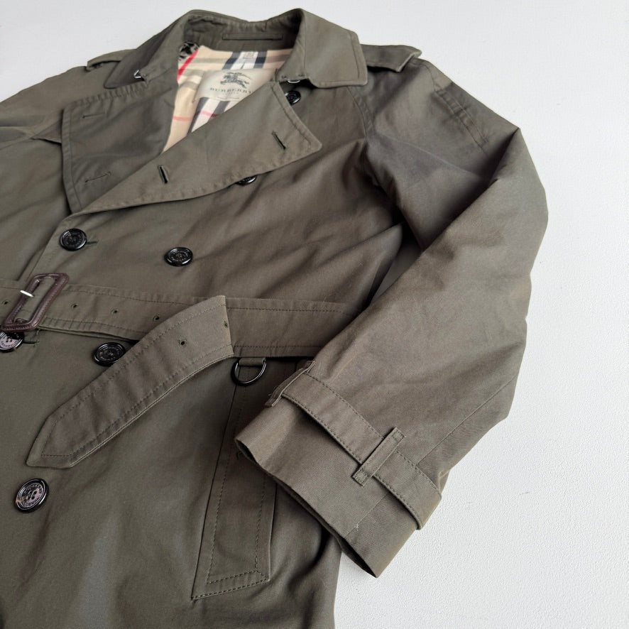Burberry (54 IT) Kensington Gaberdine Cotton Olive Green Mid-Length Trench Coat