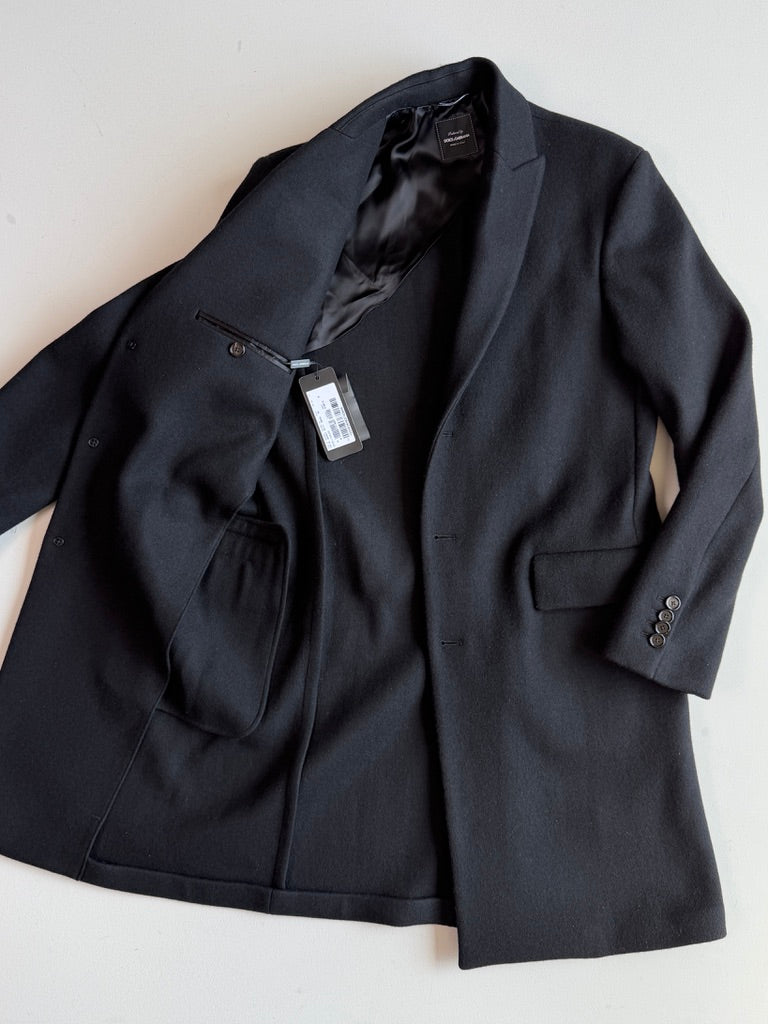NWT Dolce & Gabbana (50IT / 40R) Black Wool Blend Peak Lapel Topcoat