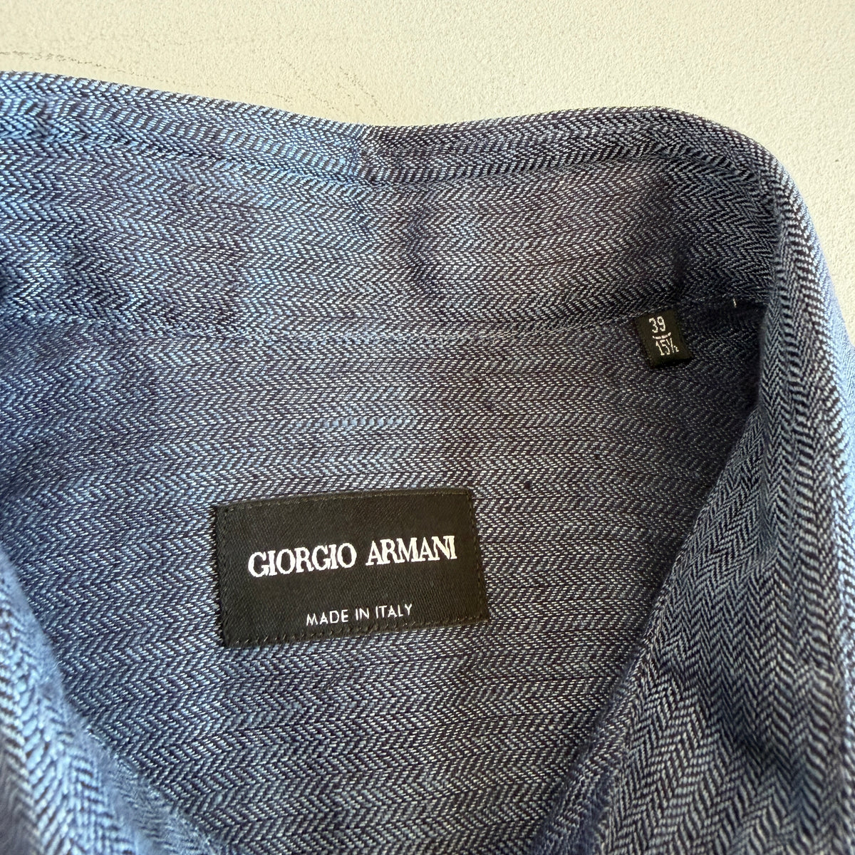 NWOT Giorgio Armani (15.5 / Fits M) 100% Linen Slate Blue Herringbone Shirt