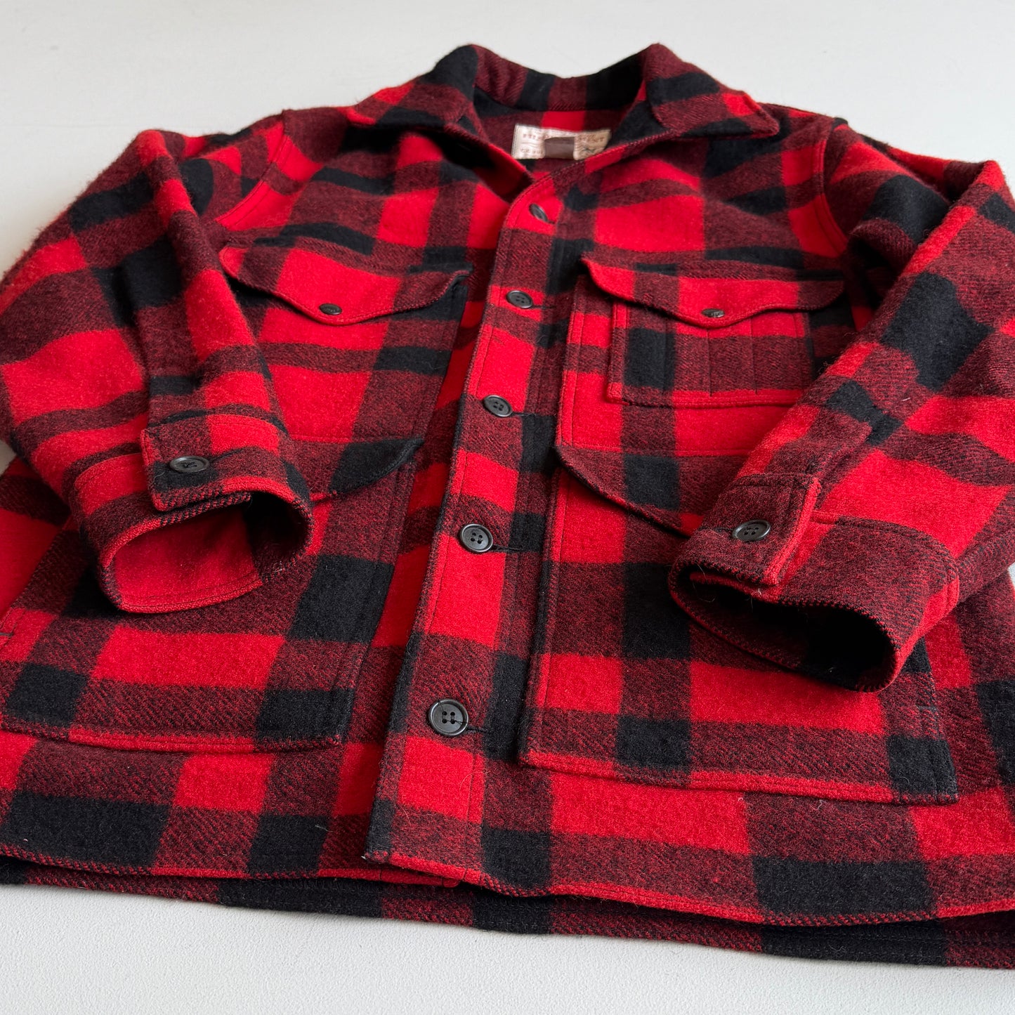 VNTG Filson (40R / M) Buffalo Plaid Wool Mackinaw Cruiser Jacket