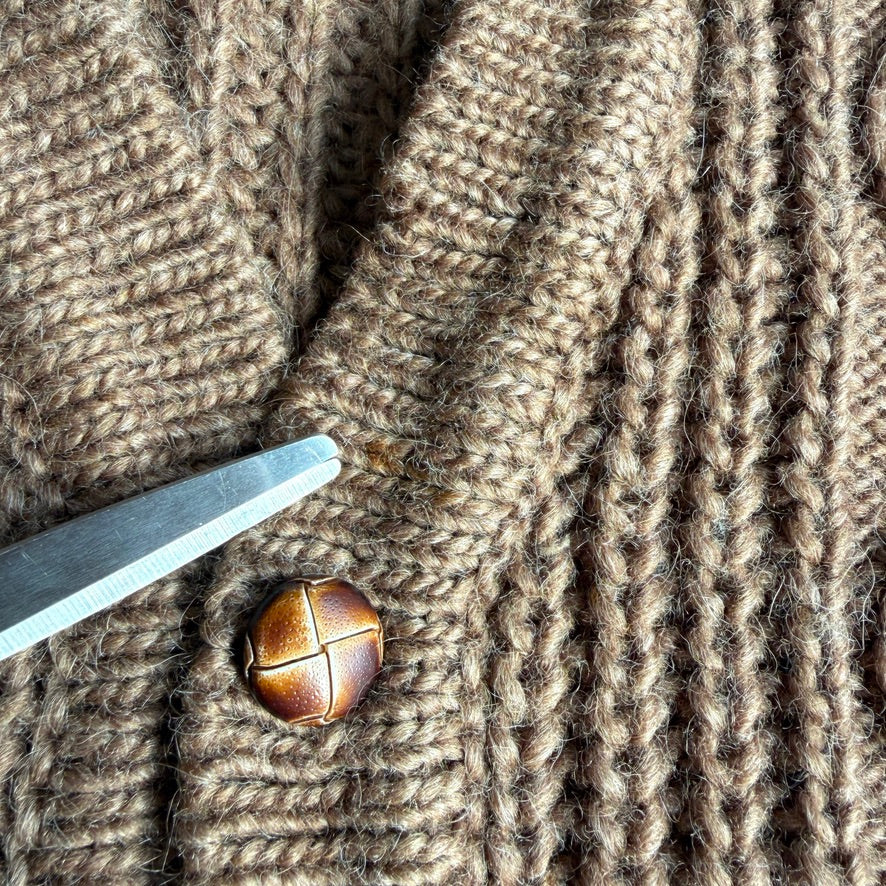 VNTG Orvis (L) Wool Diamond Cable Orinate Fisherman Cardigan Sweater