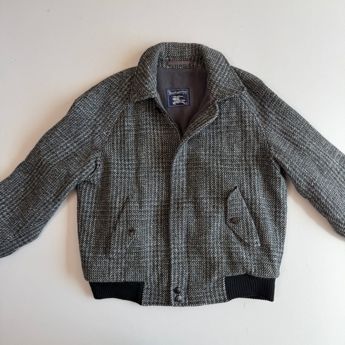 VNTG Burberry (40 / L) Tweed Wool Gray Raglan Sleeve Jacket