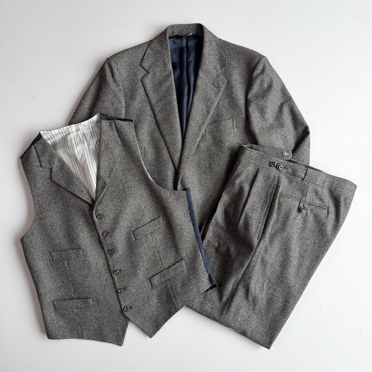 VNTG Polo Ralph Lauren (42R - 34x30) Wool Flannel Glen Check Three-Piece Suit