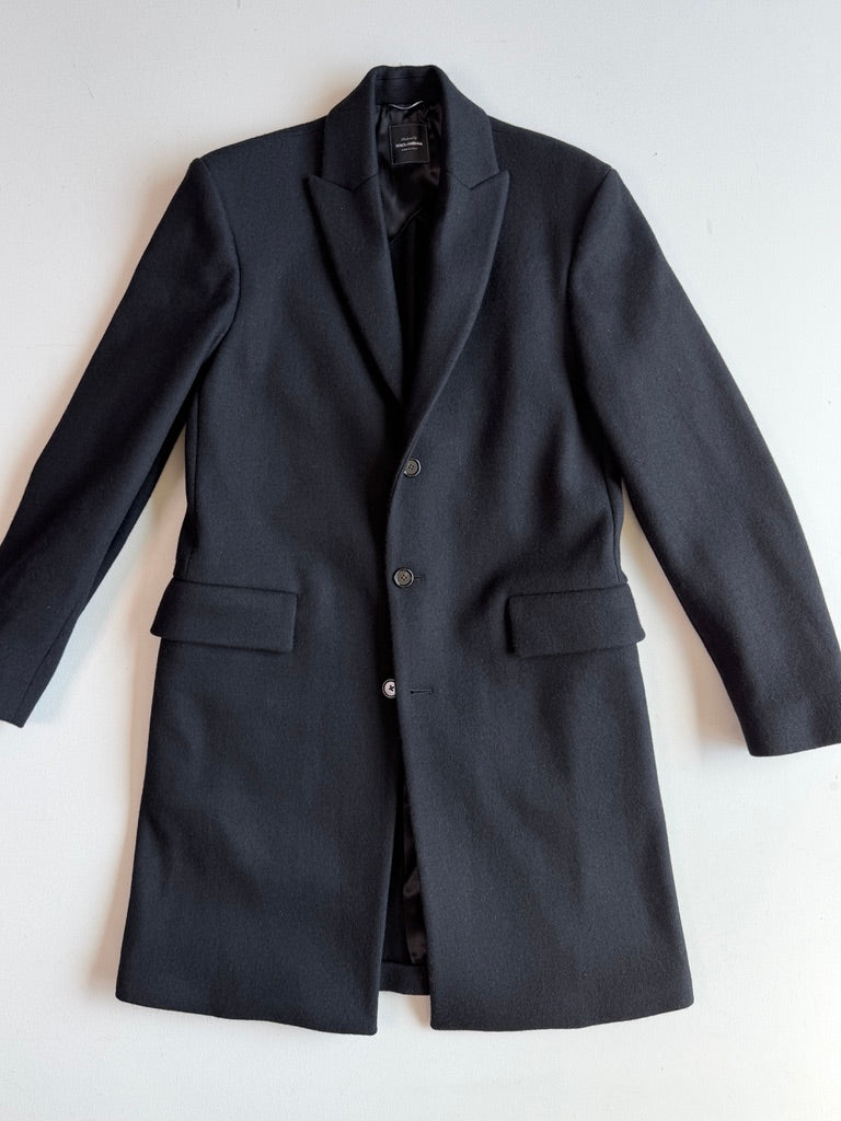 NWT Dolce & Gabbana (50IT / 40R) Black Wool Blend Peak Lapel Topcoat