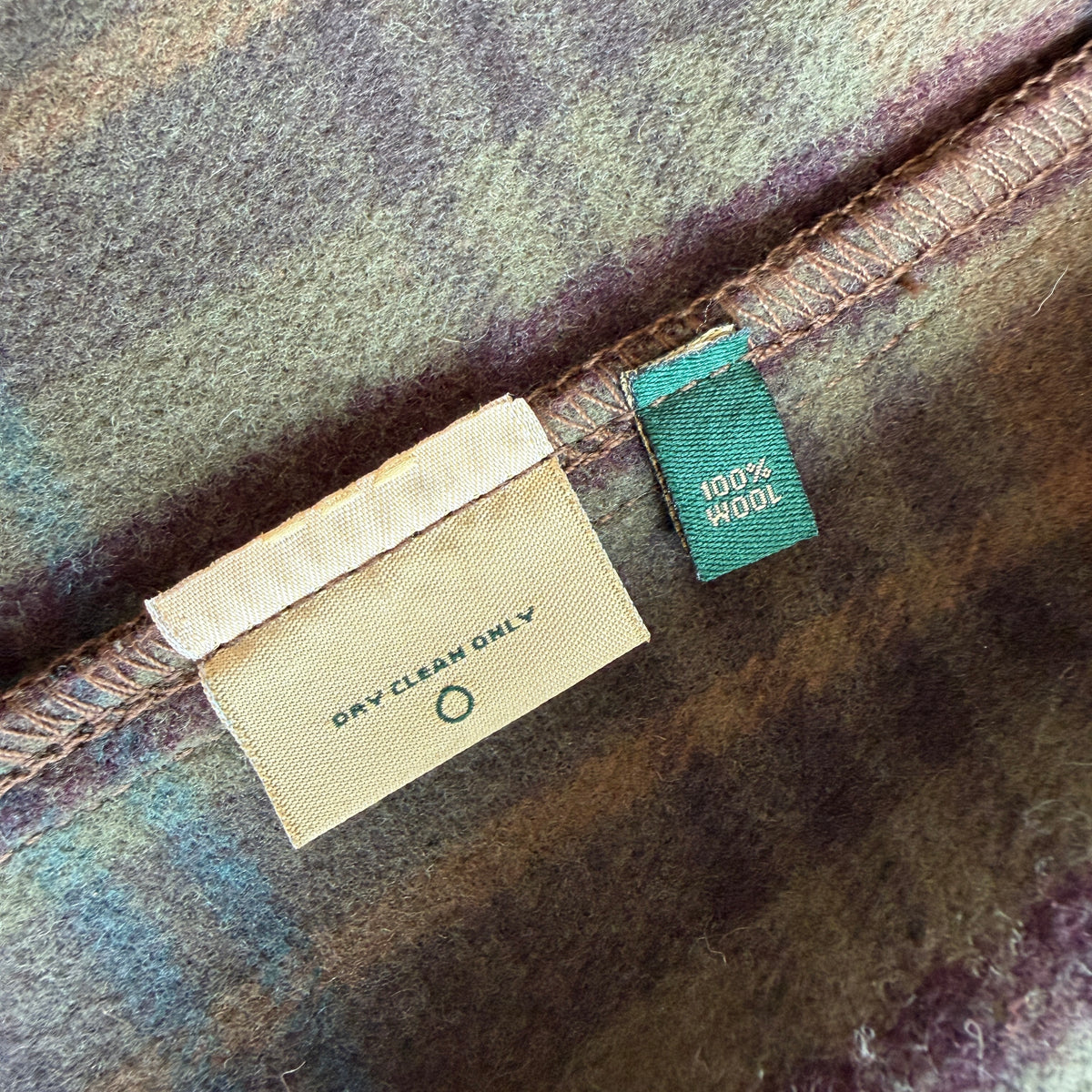 Filson (L) Yukon Wool Plaid Shooting Cruiser Mackinaw Coat