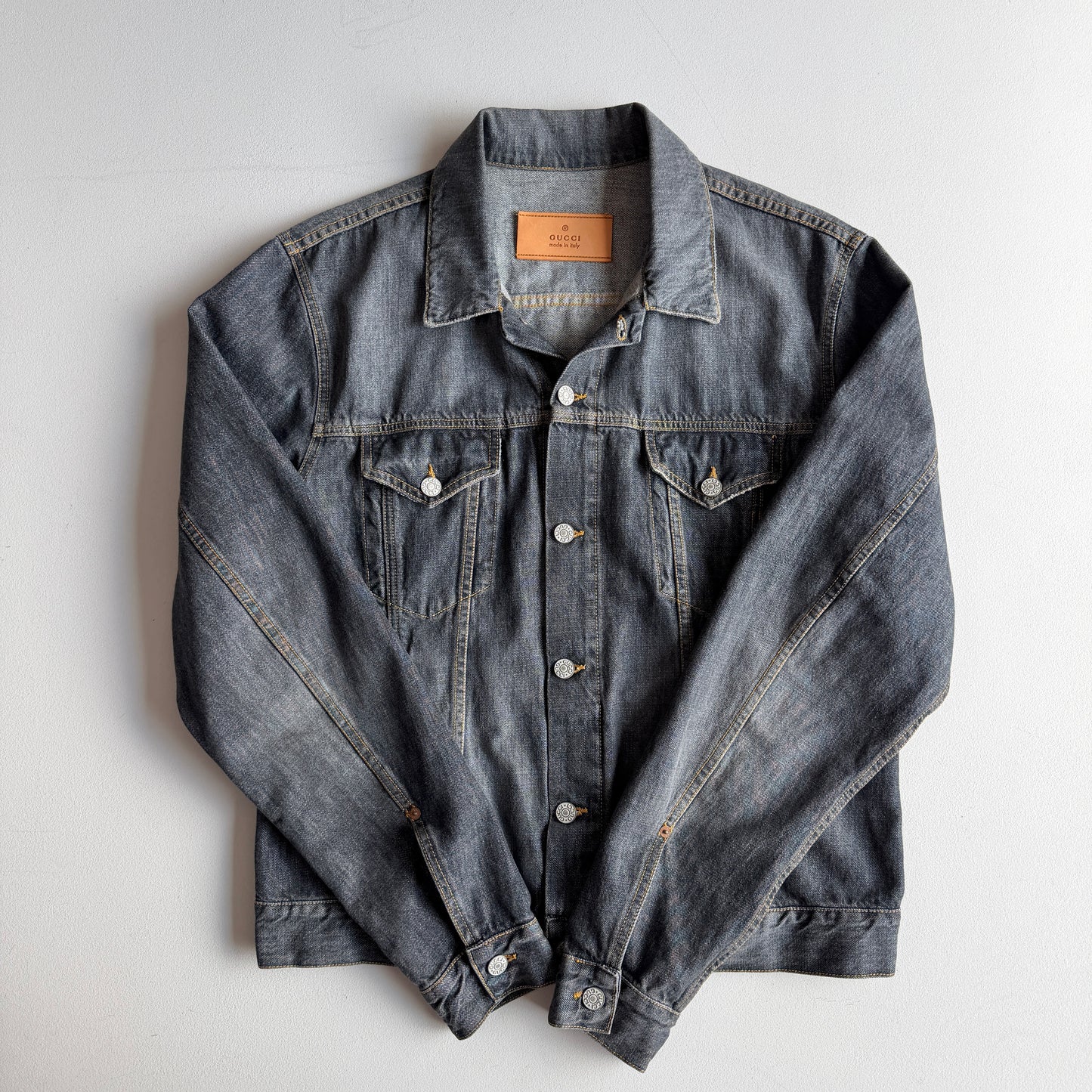 Gucci (52IT / L) Gray Faded Denim Type III Trucker Jacket