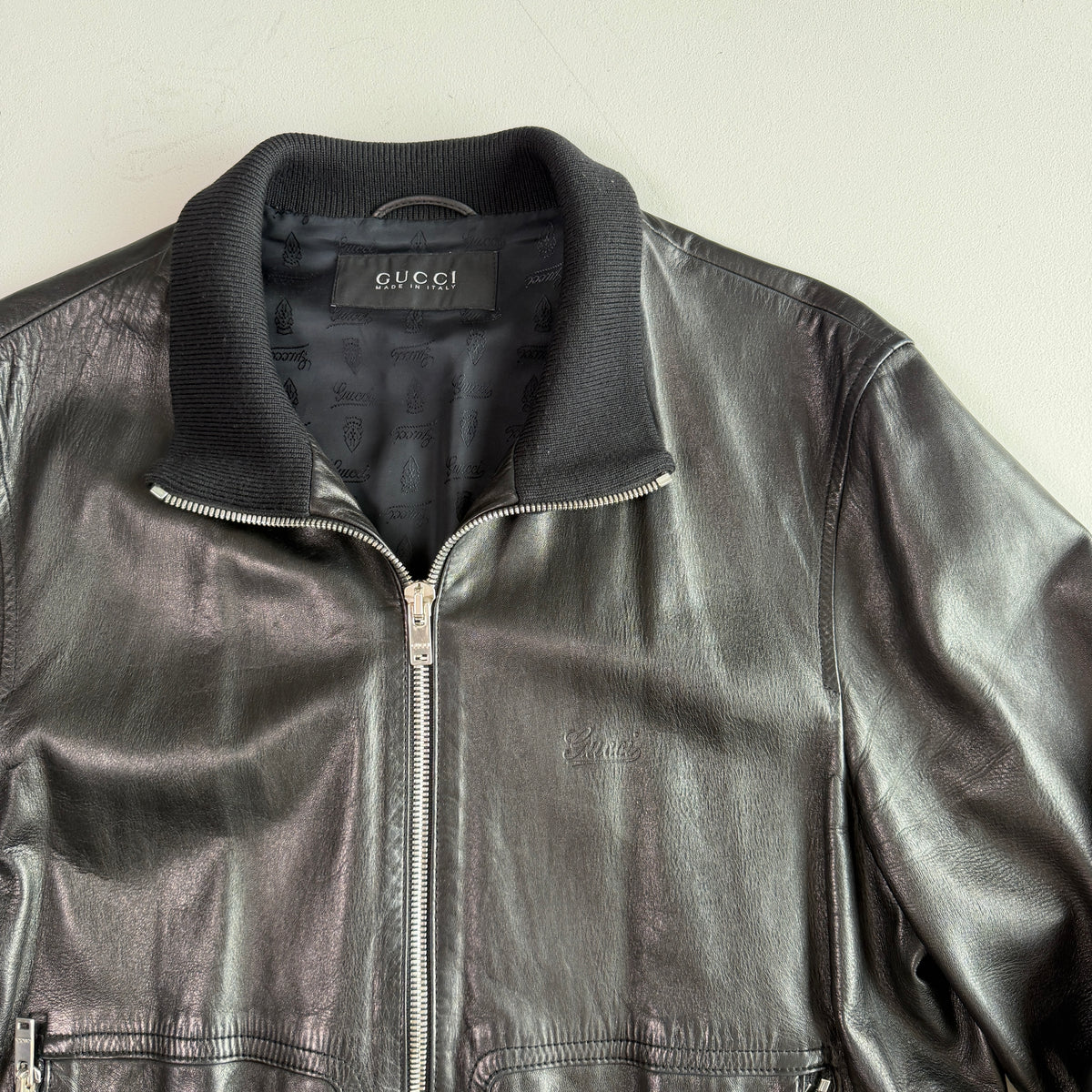 Gucci (58IT /2XL) Black Leather Bomber Style Green/Red Accent Jacket