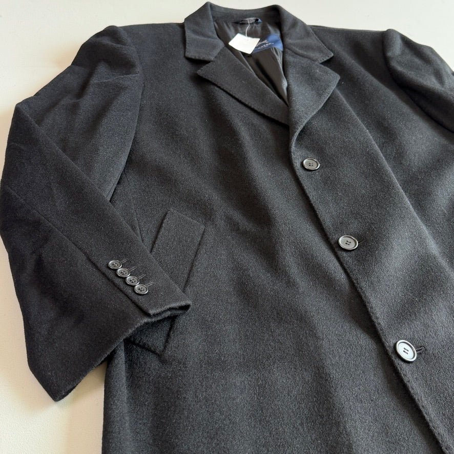 NWT Burberry (48L / 58L) 100% Cashmere Black Overcoat
