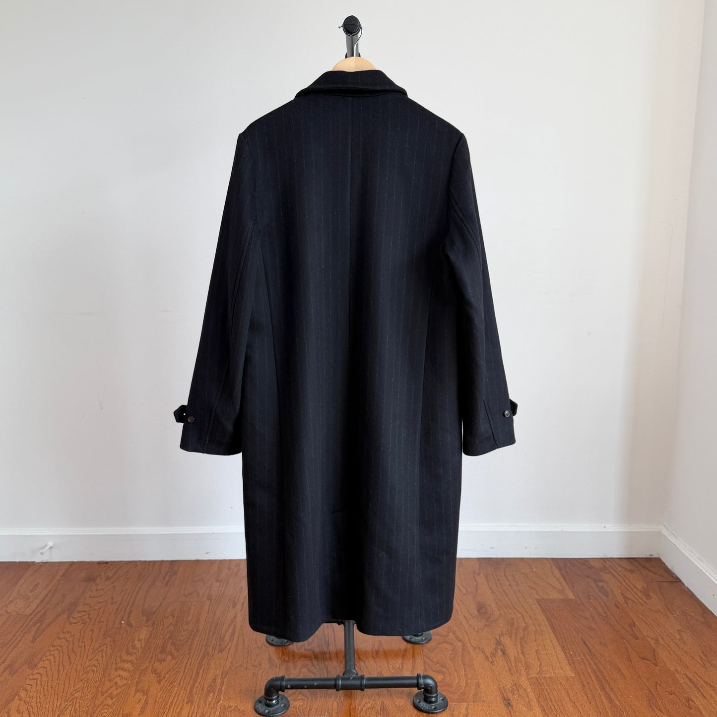 Todd Snyder / Private White VC (4 /M) Wool Gray Chalk Stripe Topcoat