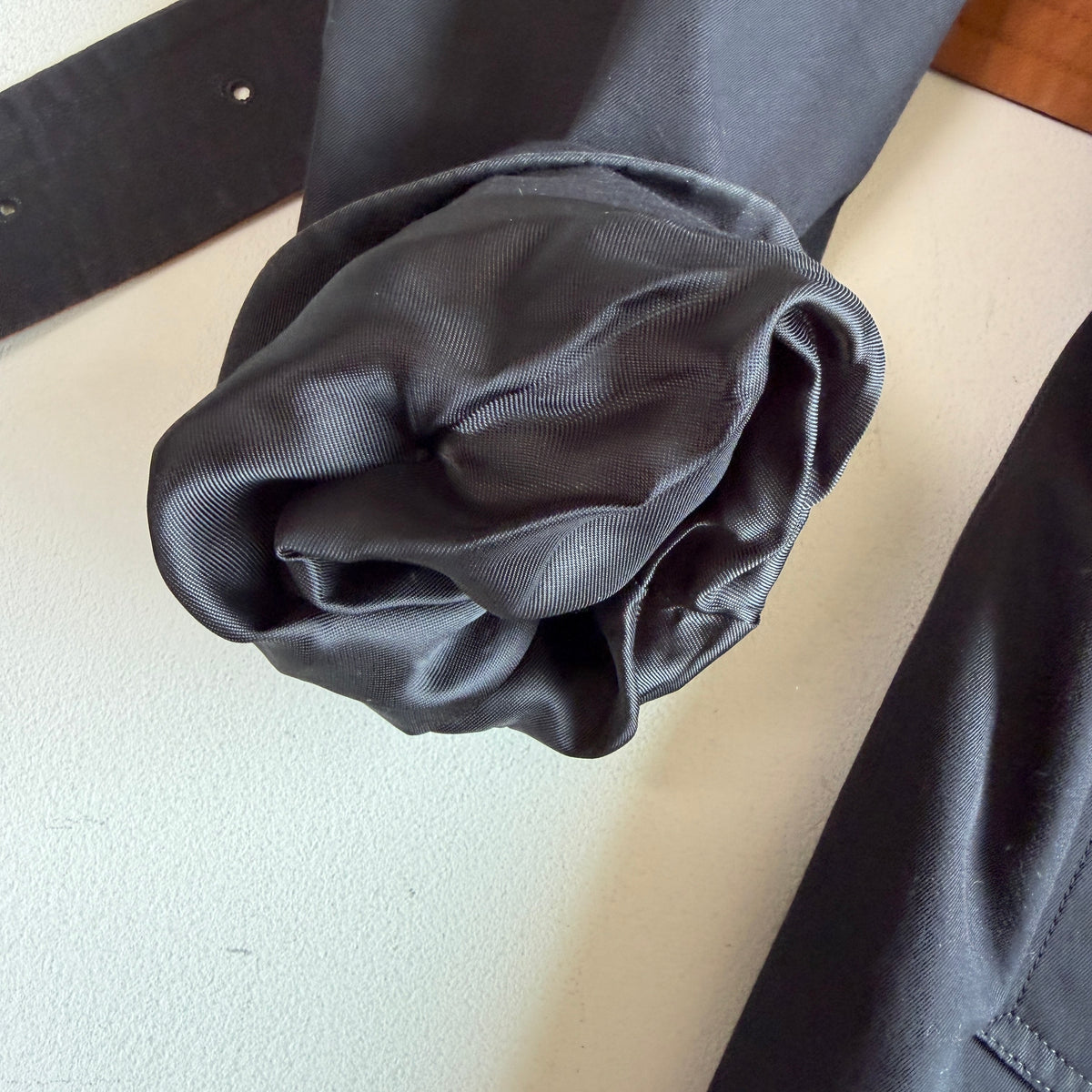 Burberry (38R / 48IT) 100% Cotton Gabardine Contrast Black Trench Coat