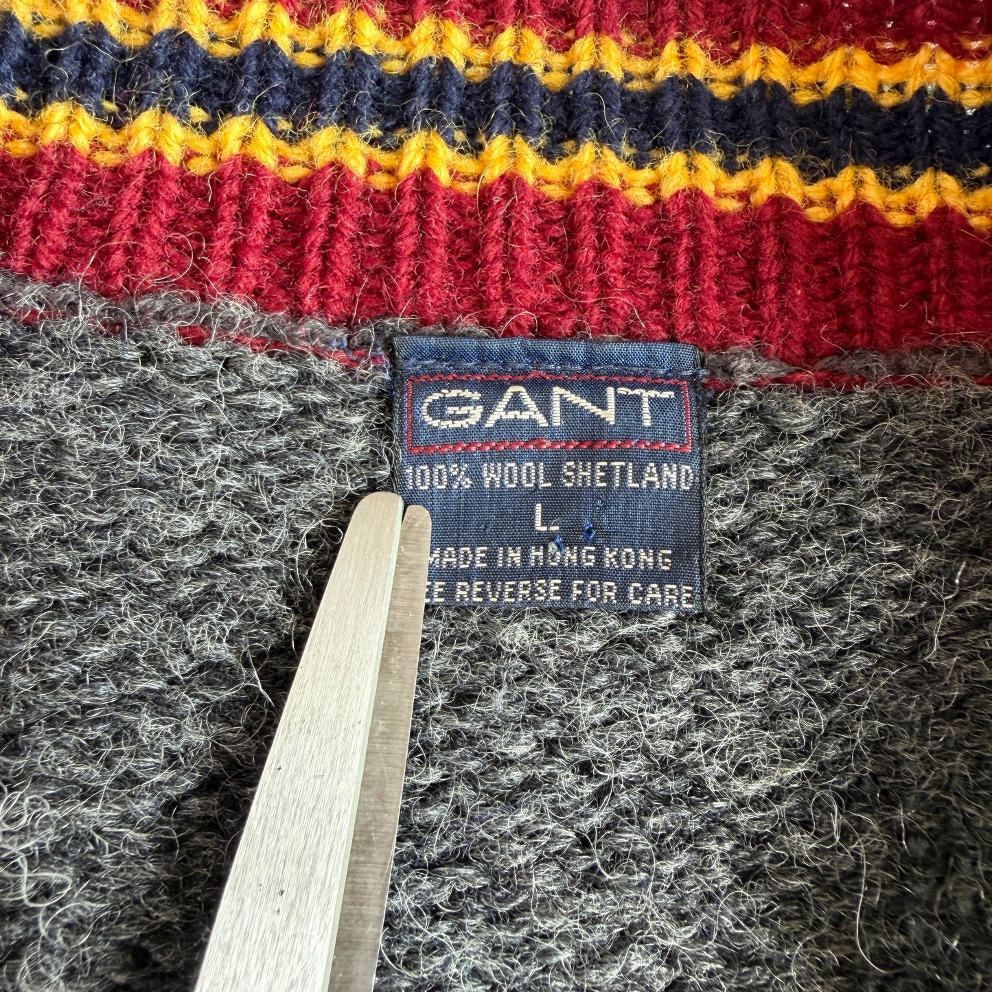 VNTG GANT (L) Ivy Prep "Gryffindor" Shetland Wool Cardigan Sweater