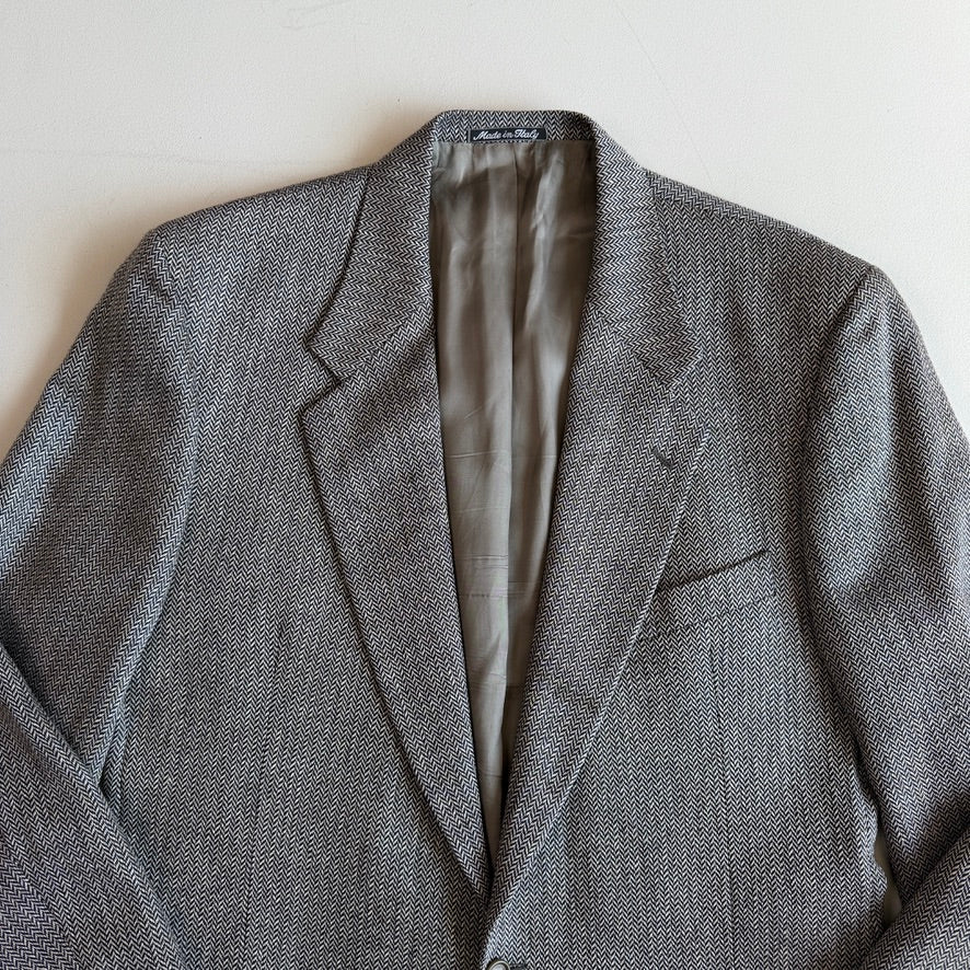 Valentino Uomo (44L) Wool Silk Herringbone Unvented Two Button Sport Coat