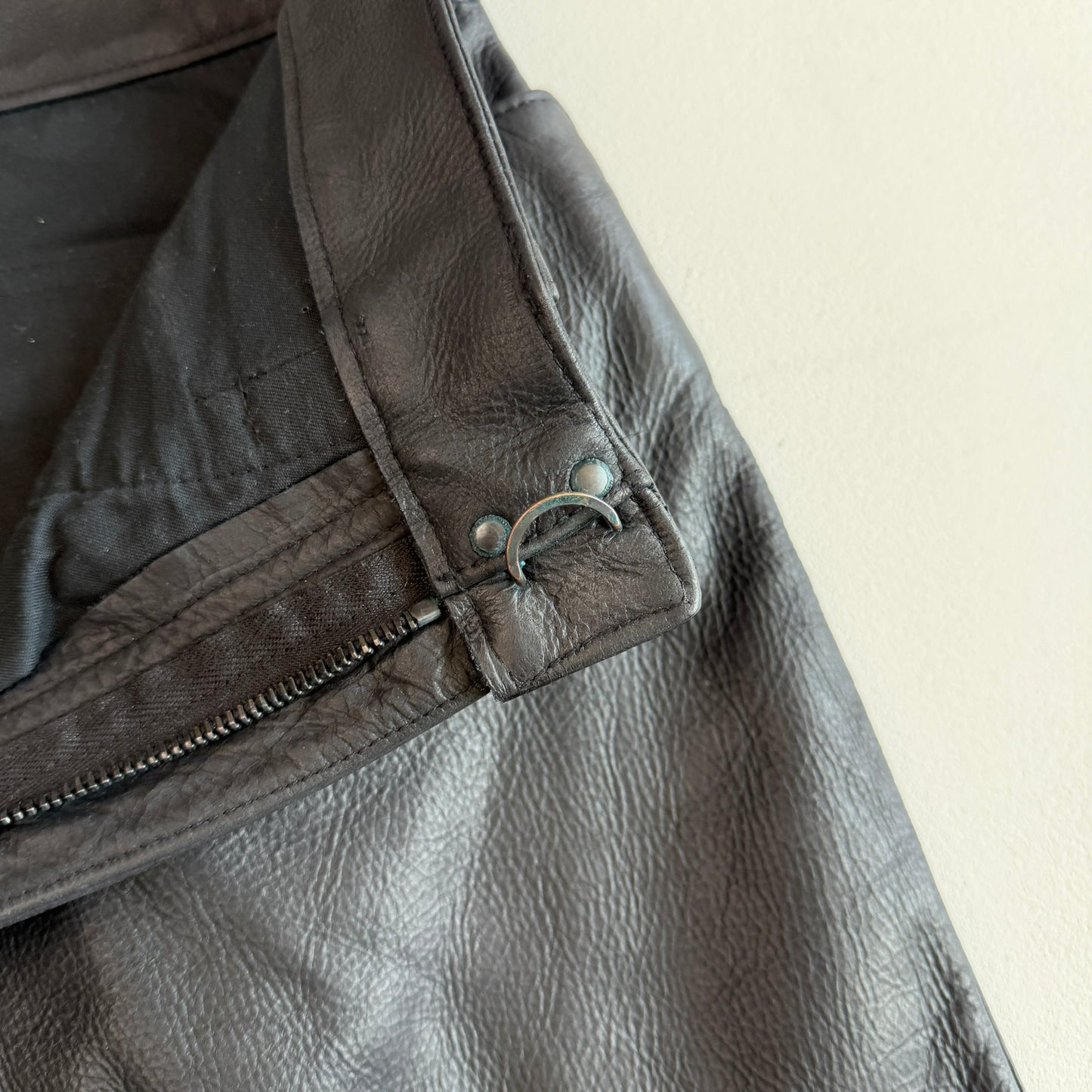 Polo Ralph Lauren (30/31 x 32/33) Leather Motorcycle Ribbed Thigh Black Pants