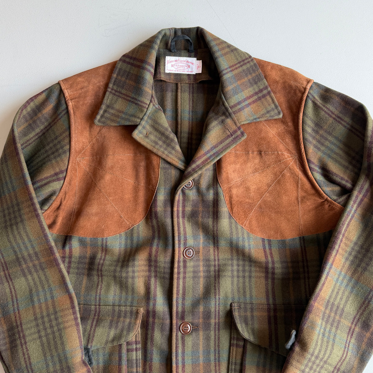 Filson (L) Yukon Wool Plaid Shooting Cruiser Mackinaw Coat