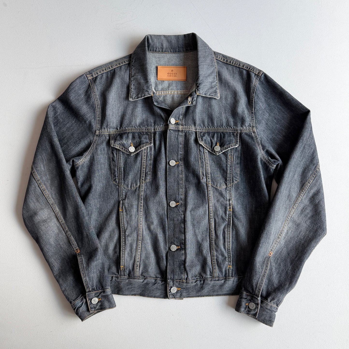 Gucci (52IT / L) Gray Faded Denim Type III Trucker Jacket
