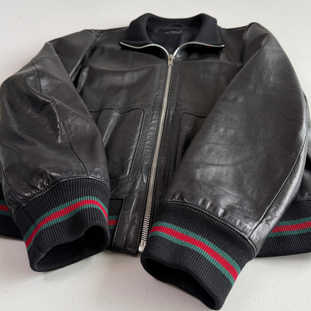 Gucci (58IT /2XL) Black Leather Bomber Style Green/Red Accent Jacket