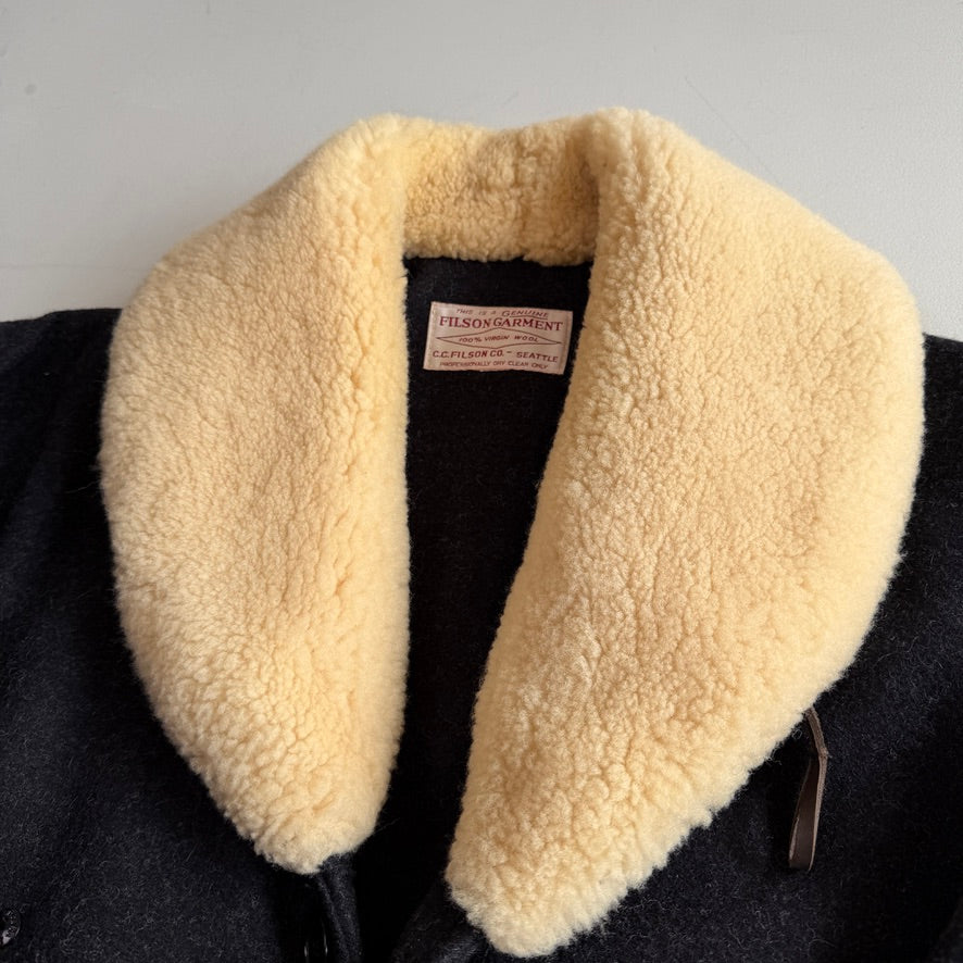 Filson (L) Shearling Collar Charcoal Mackinaw Wool Packer Coat