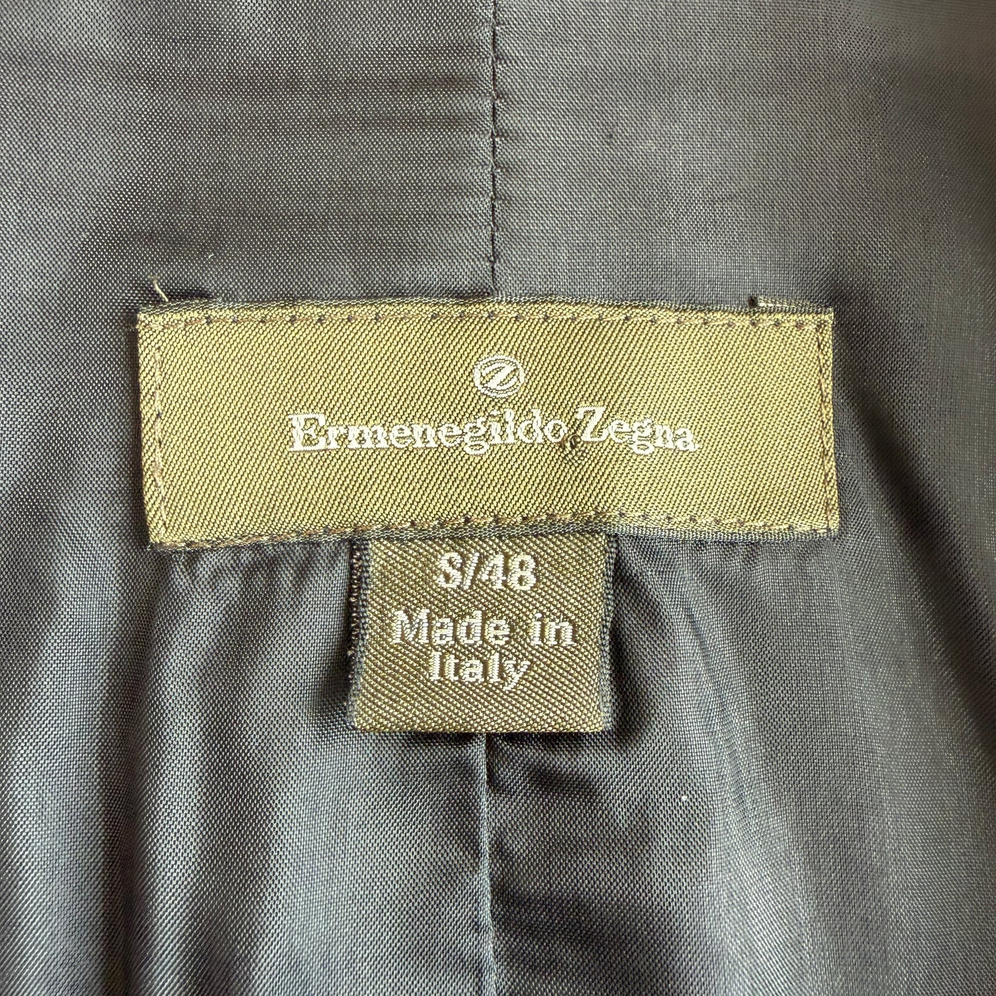 Ermenegildo Zegna (S / 48IT) 100% Wool Herringbone Charcoal Car Coat